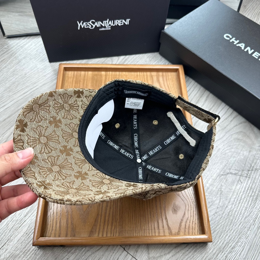 克罗心。【配防尘袋】新品棒球帽！材质：纯棉！透气性好！春天挡风，夏天防晒必备单品！颜色大气！款式新颖别致好搭配衣服！实用