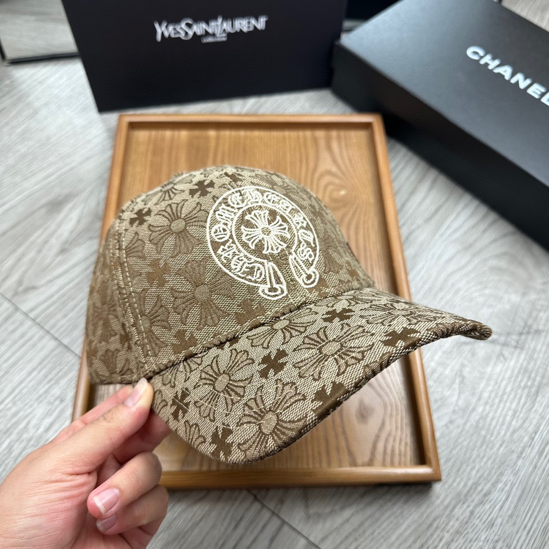 克罗心。【配防尘袋】新品棒球帽！材质：纯棉！透气性好！春天挡风，夏天防晒必备单品！颜色大气！款式新颖别致好搭配衣服！实用