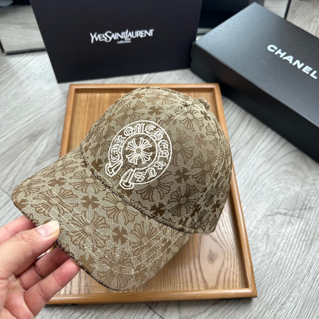 克罗心。【配防尘袋】新品棒球帽！材质：纯棉！透气性好！春天挡风，夏天防晒必备单品！颜色大气！款式新颖别致好搭配衣服！实用