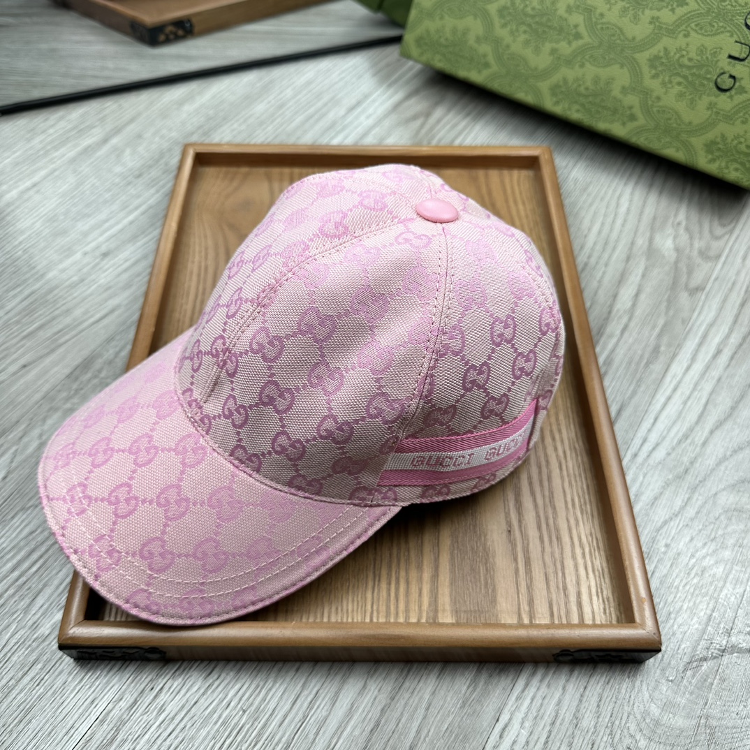 “High-End Fashion Hats: Oxford Material, Cow Skin, Unusual Quality” - 图片 3