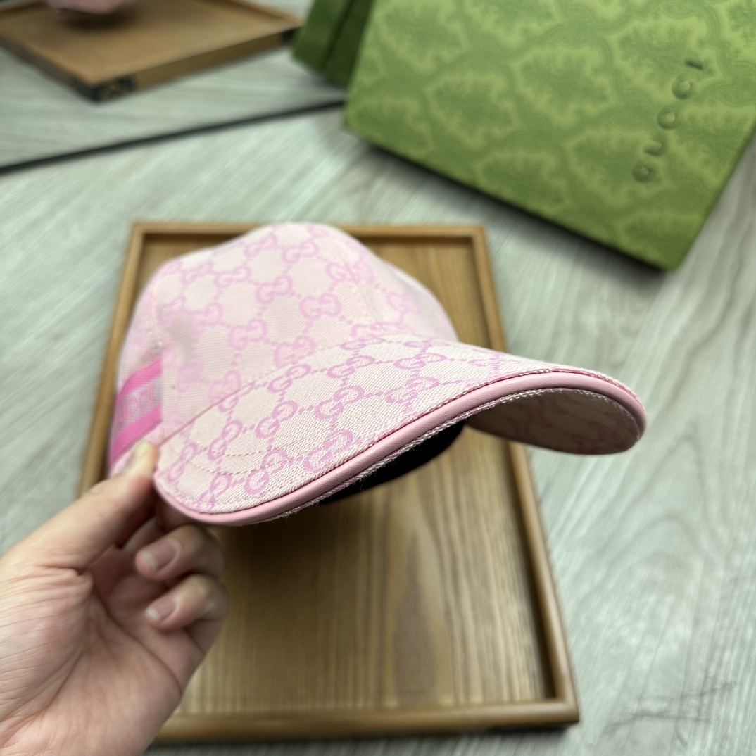 “High-End Fashion Hats: Oxford Material, Cow Skin, Unusual Quality” - 图片 5