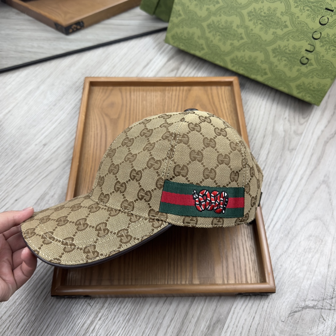 High-End Fashion Hats: Quality Oxford Material, Cow Skin, and Fine Details - 图片 7
