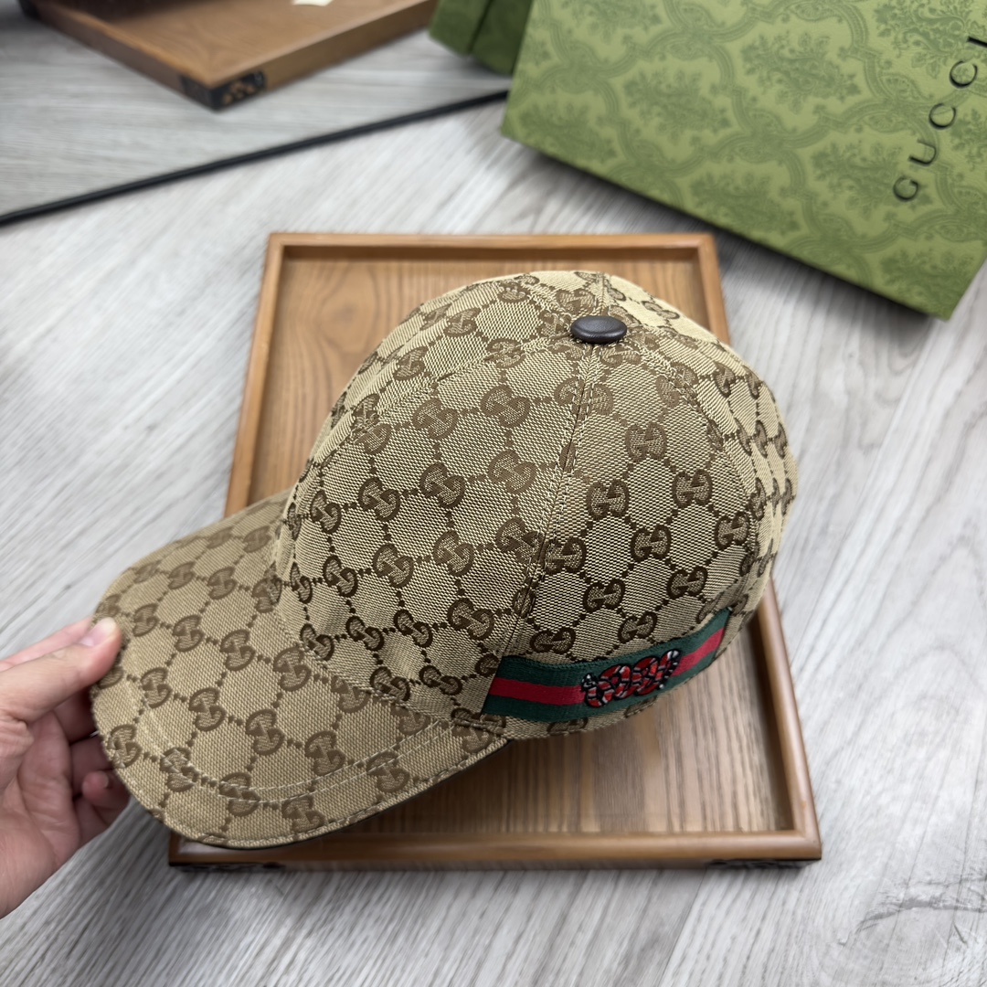 High-End Fashion Hats: Quality Oxford Material, Cow Skin, and Fine Details - 图片 8