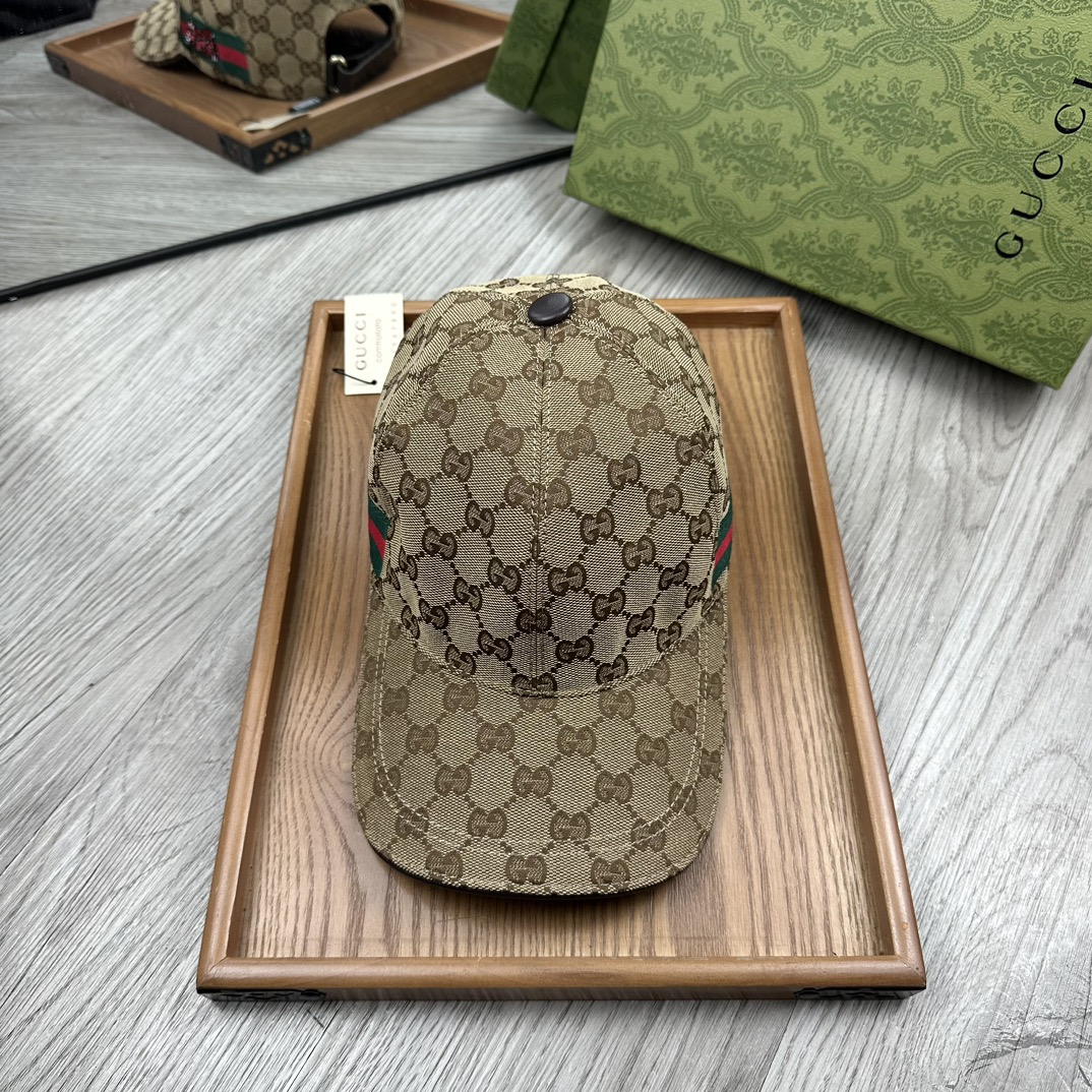 High-End Fashion Hats: Quality Oxford Material, Cow Skin, and Fine Details - 图片 2