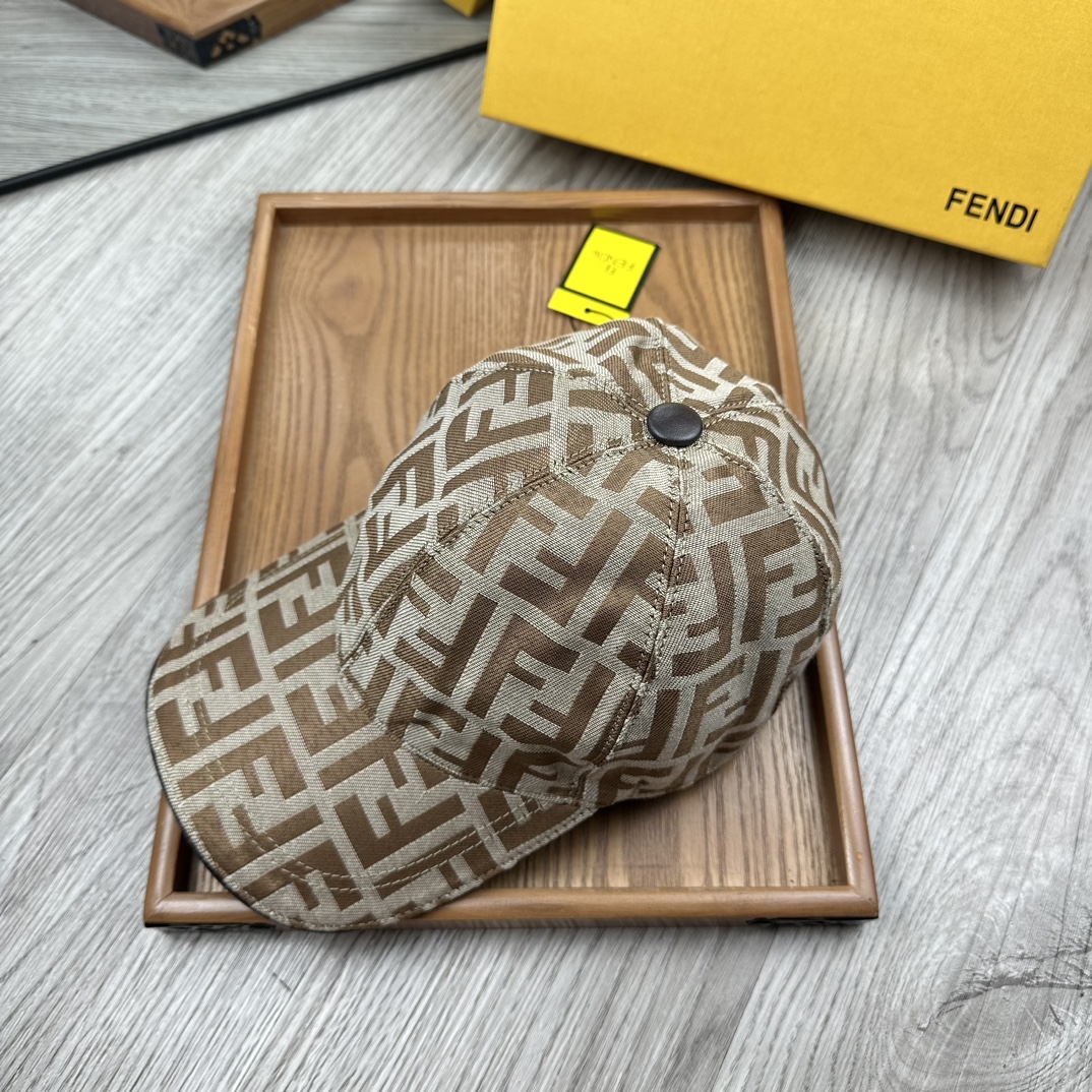 High-End Leather Hats: Quality Craftsmanship and Unique Details - 图片 2