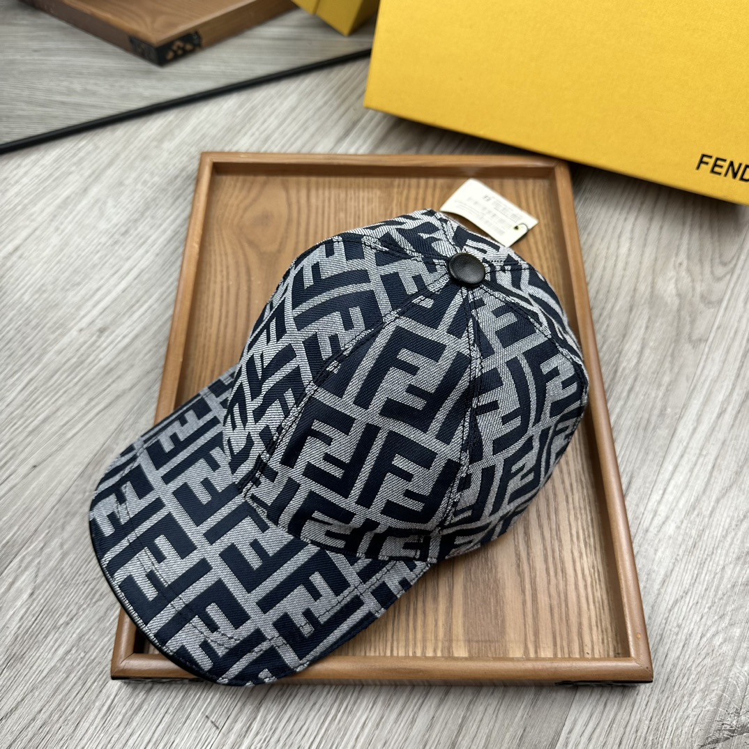 High-End Leather Hats: Quality Craftsmanship and Detail-Oriented Design - 图片 2
