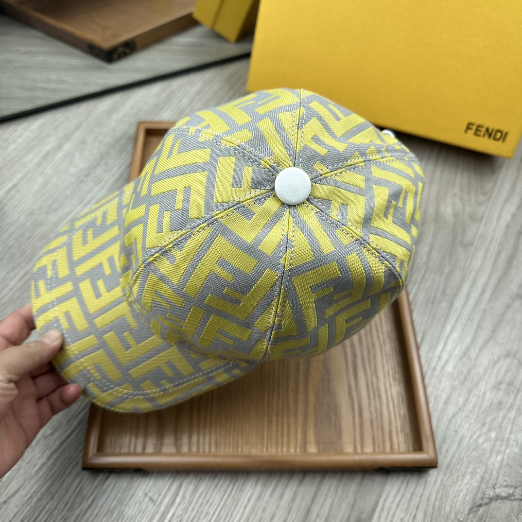 “High-End Fashion Hats: Quality Materials and Attention to Detail” - 图片 7