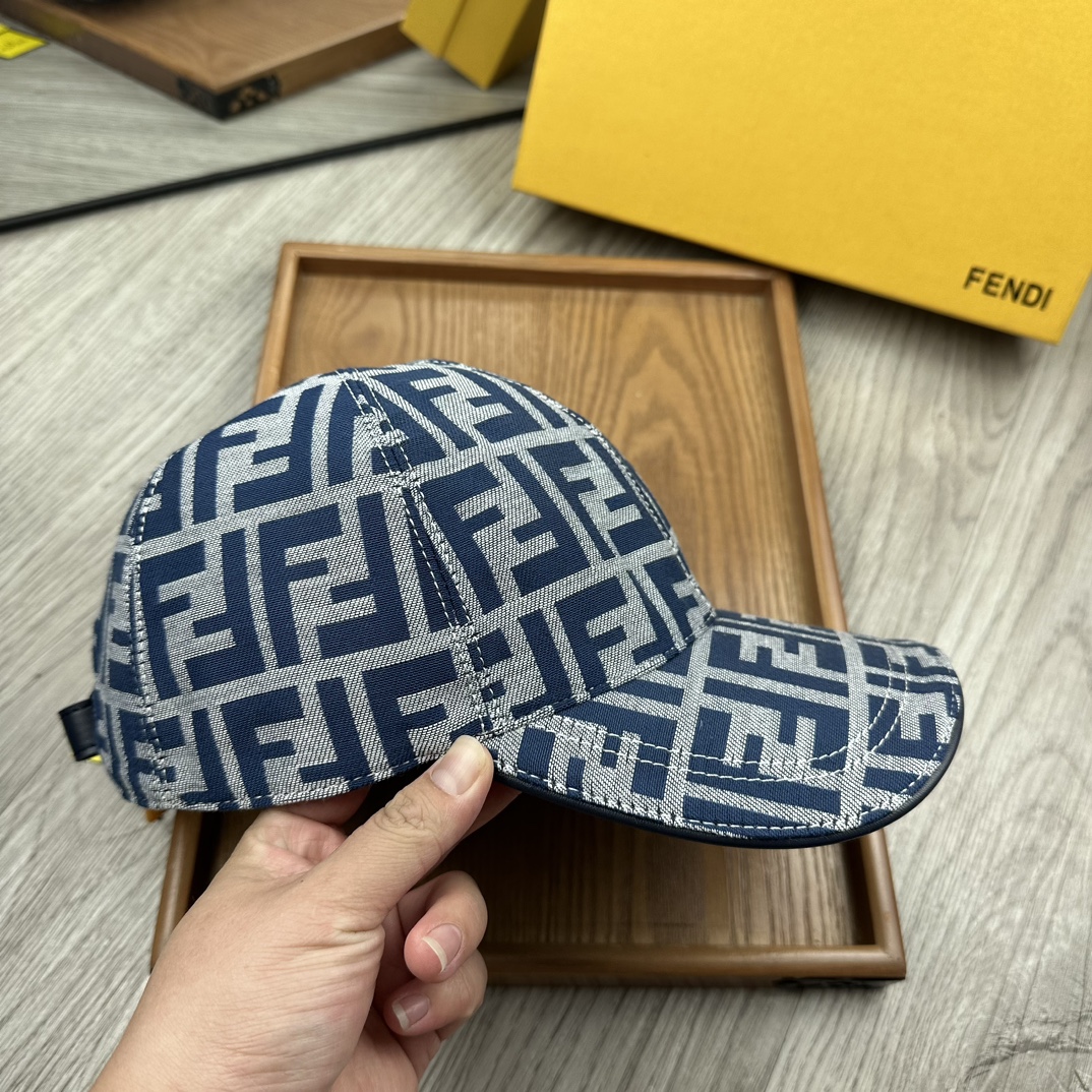 High-End Fashion Hats: Quality Oxford Material, Cow Skin, Unique Details. - 图片 5