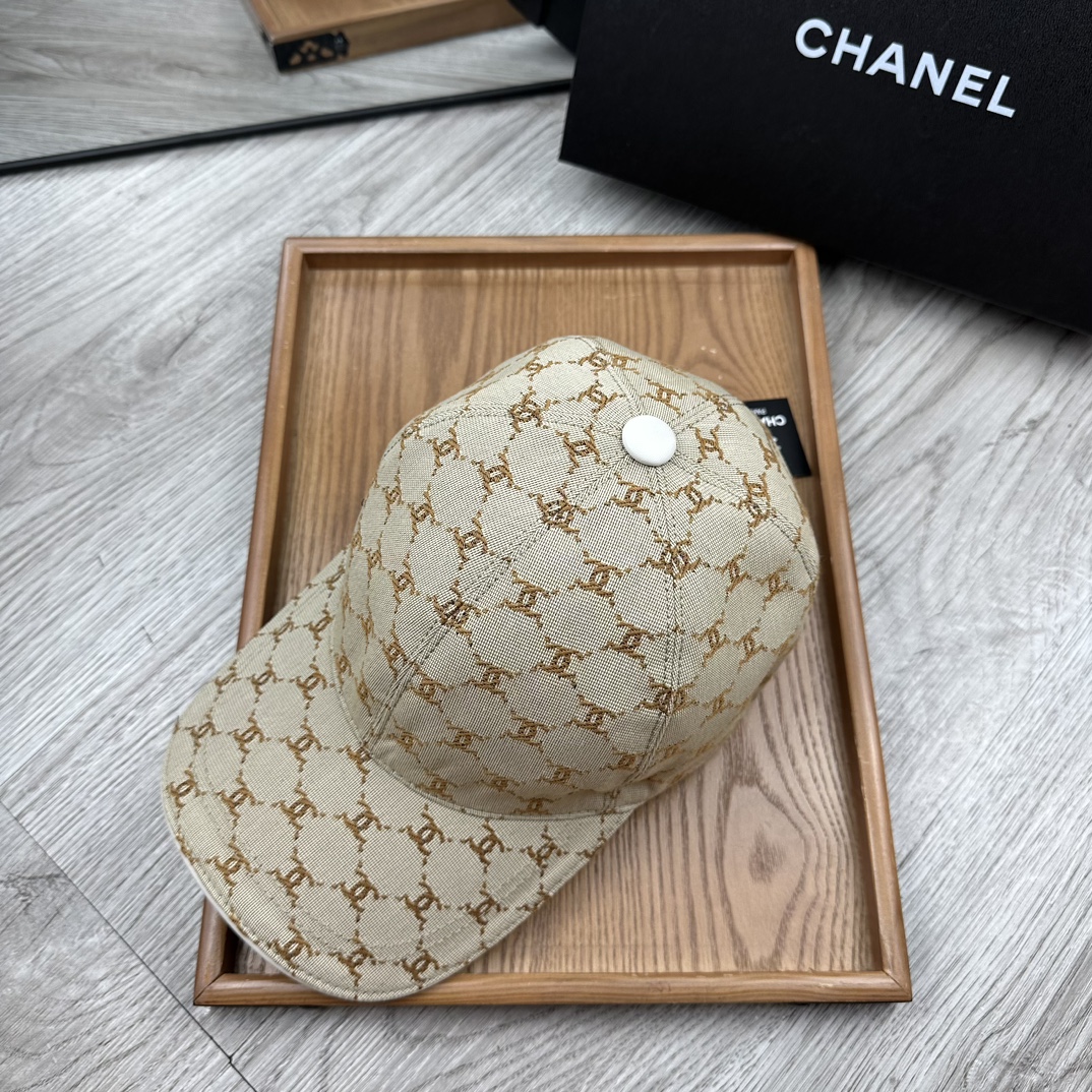 High-End Fashion Hats: Quality Oxford Material, Cow Skin, and Leather Details - 图片 2