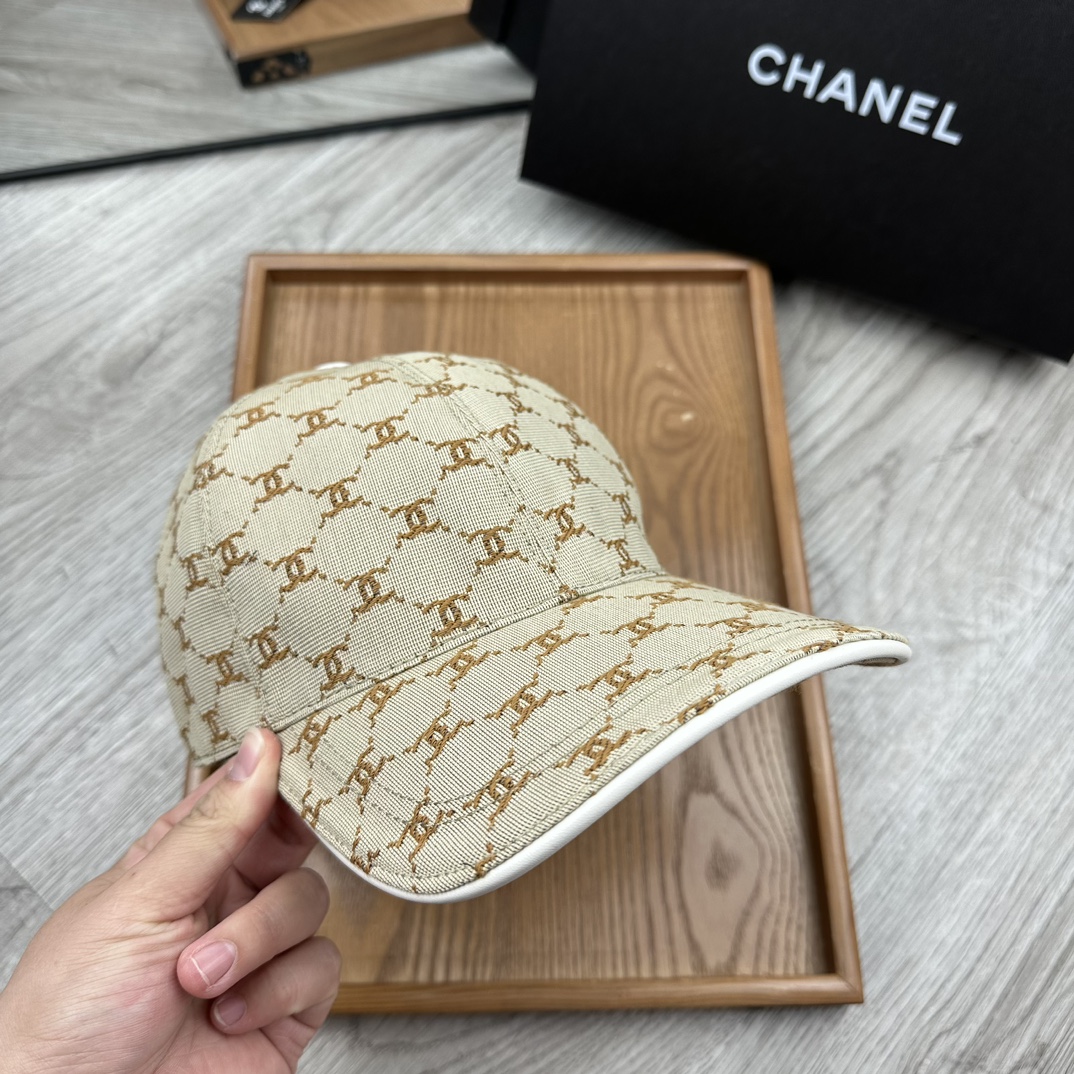 High-End Fashion Hats: Quality Oxford Material, Cow Skin, and Leather Details - 图片 4