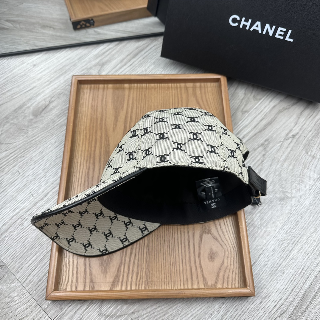 High-End Fashion Hats: Quality Oxford Material, Cow Skin, and Attention to Detail - 图片 9