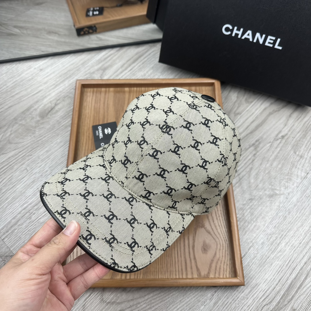 High-End Fashion Hats: Quality Oxford Material, Cow Skin, and Attention to Detail - 图片 6