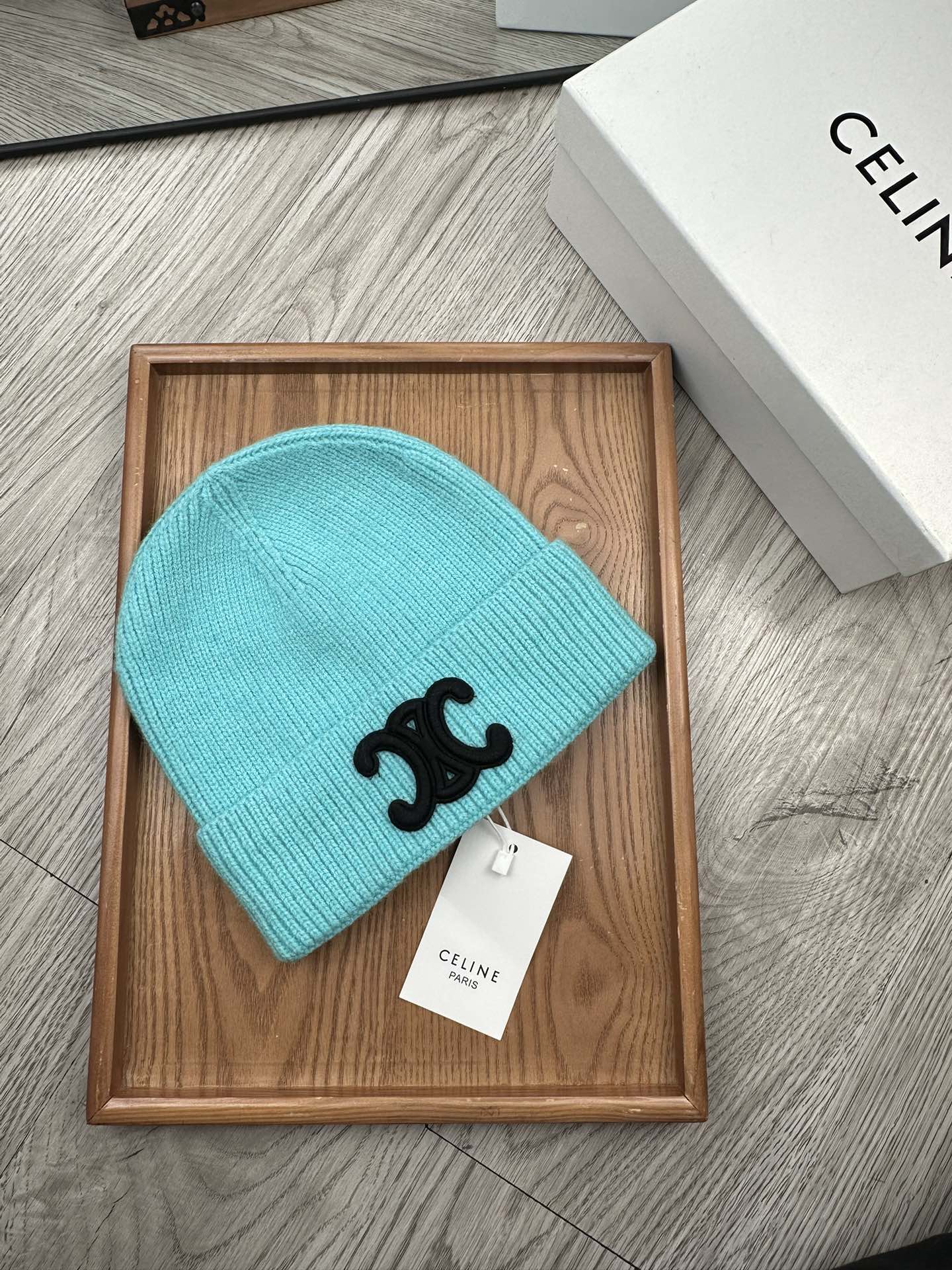 。赛琳。福利特惠！！【细毛线针织单帽】新款上架，特别实惠的一个系列帽子，面料：细毛线。密度紧致！毛线针织