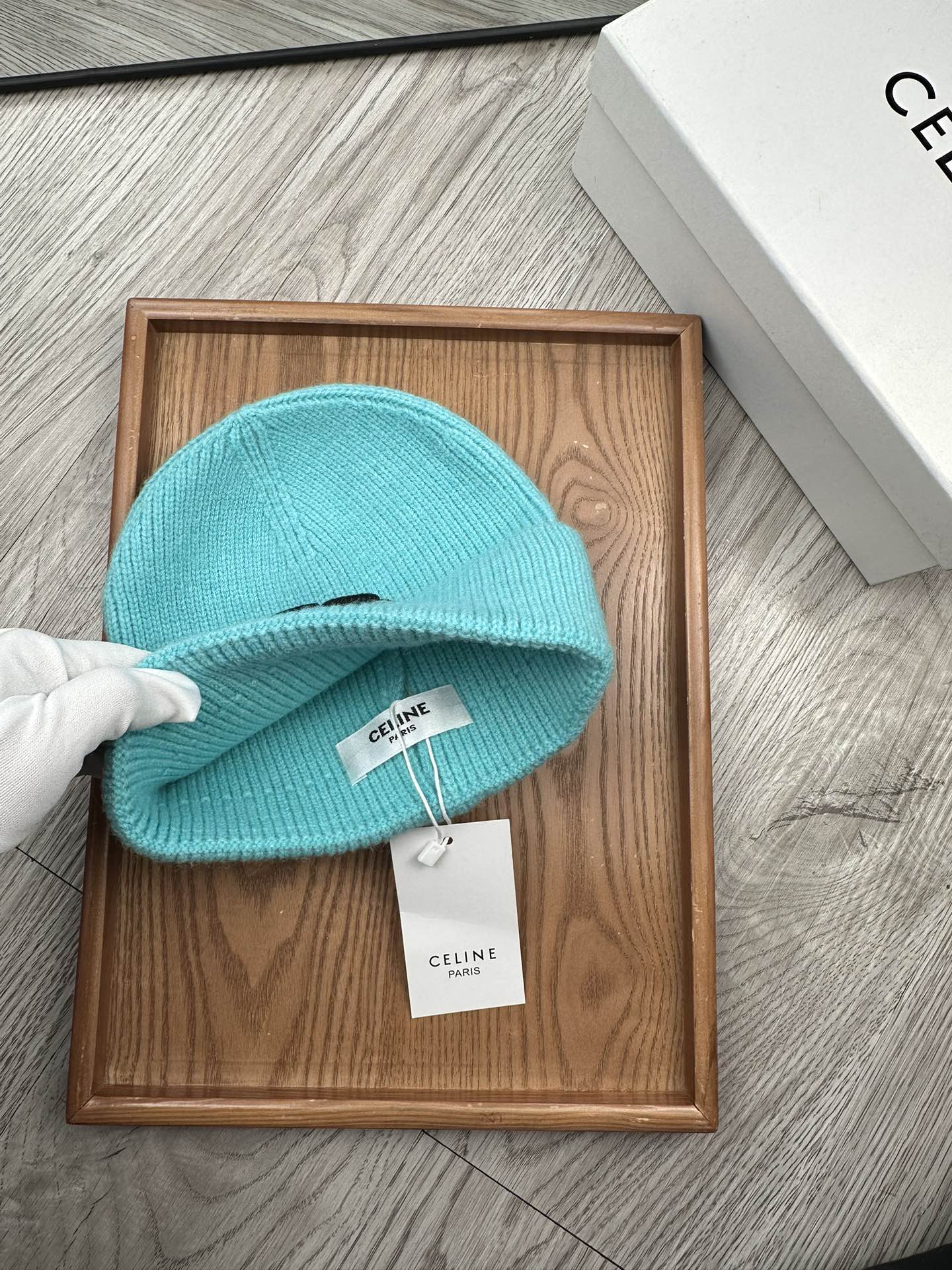 。赛琳。福利特惠！！【细毛线针织单帽】新款上架，特别实惠的一个系列帽子，面料：细毛线。密度紧致！毛线针织