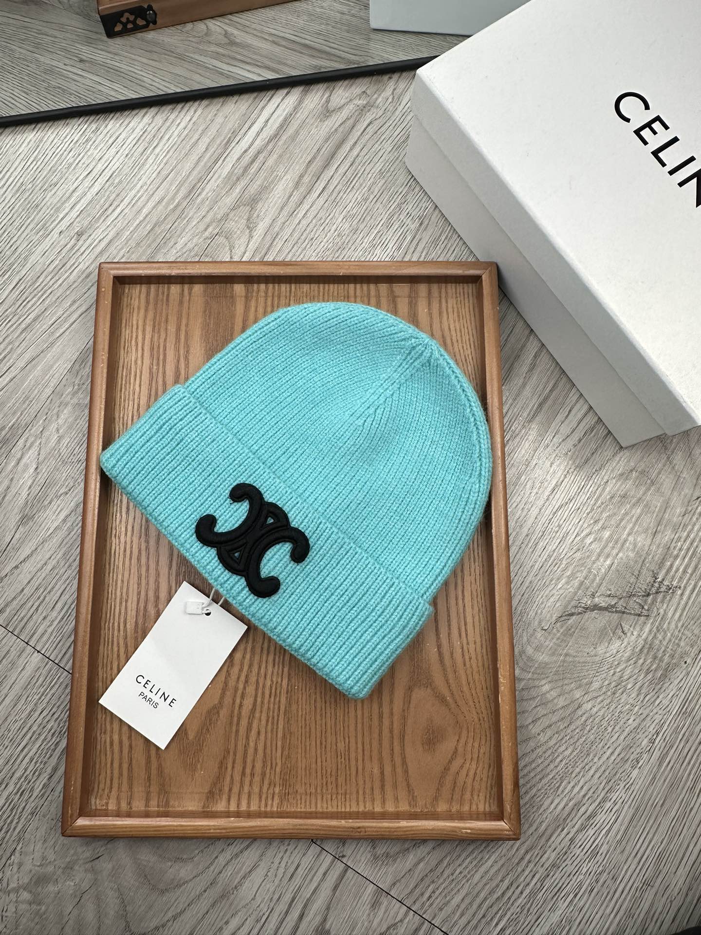 。赛琳。福利特惠！！【细毛线针织单帽】新款上架，特别实惠的一个系列帽子，面料：细毛线。密度紧致！毛线针织