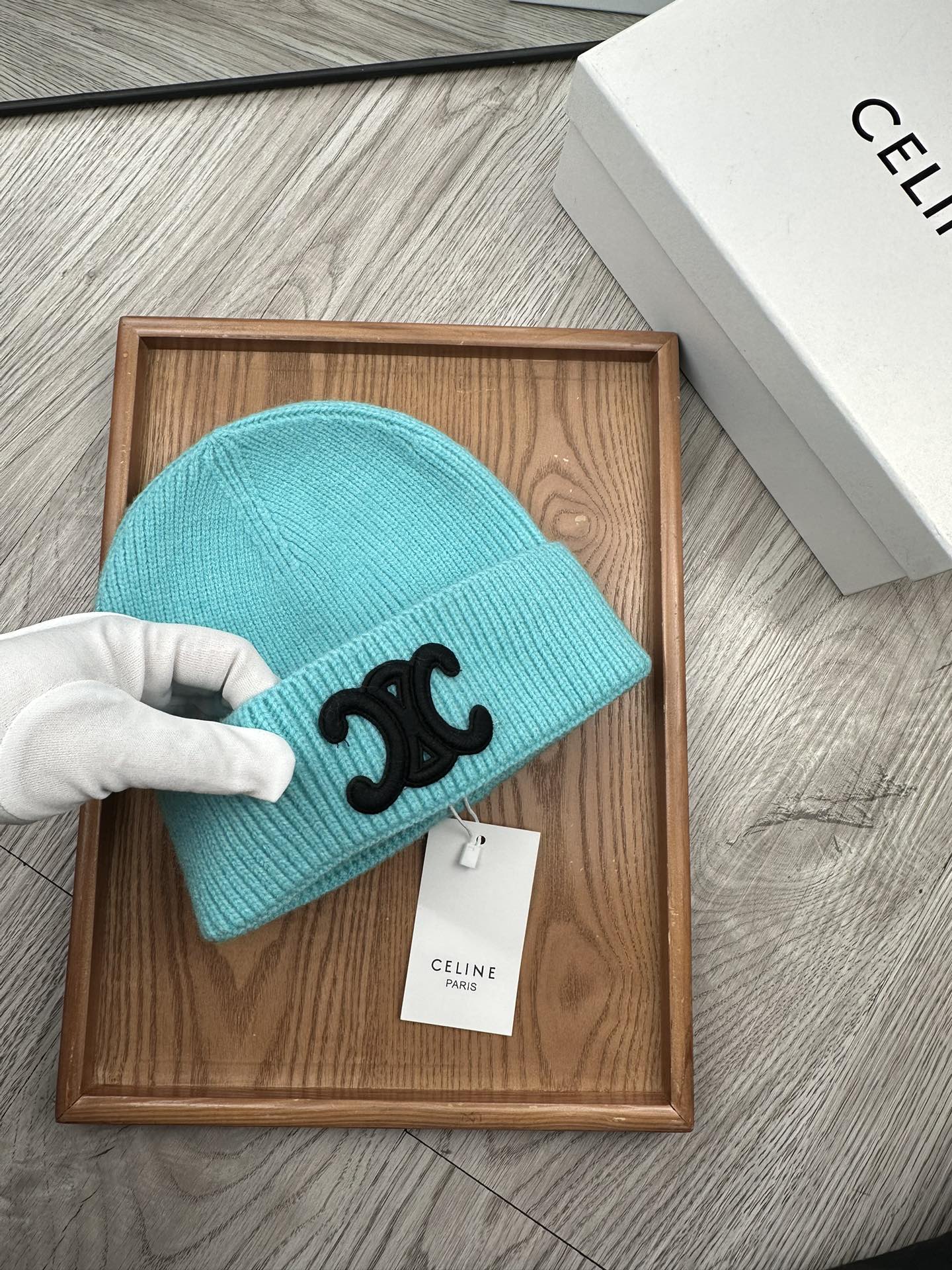 。赛琳。福利特惠！！【细毛线针织单帽】新款上架，特别实惠的一个系列帽子，面料：细毛线。密度紧致！毛线针织