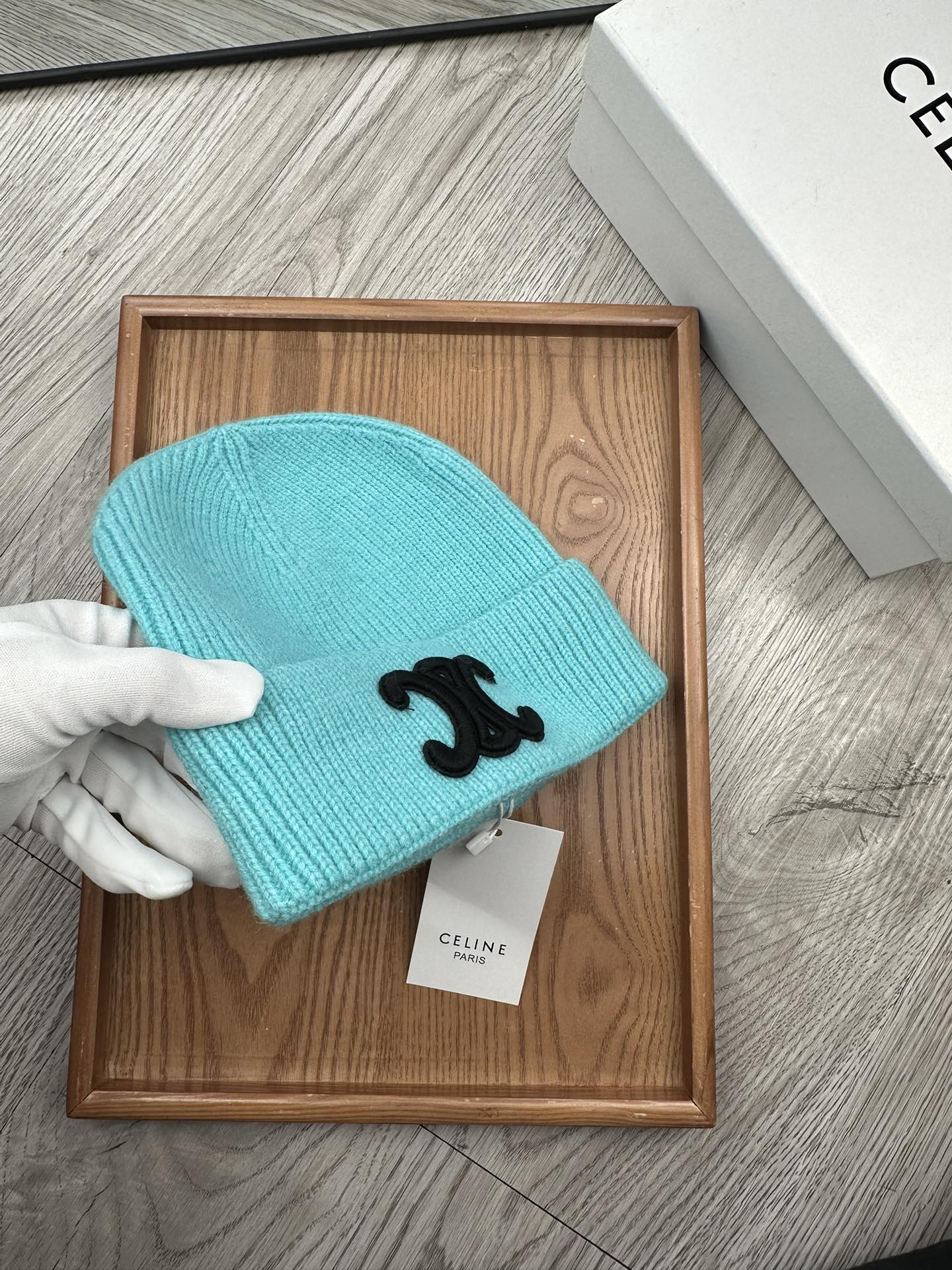 。赛琳。福利特惠！！【细毛线针织单帽】新款上架，特别实惠的一个系列帽子，面料：细毛线。密度紧致！毛线针织