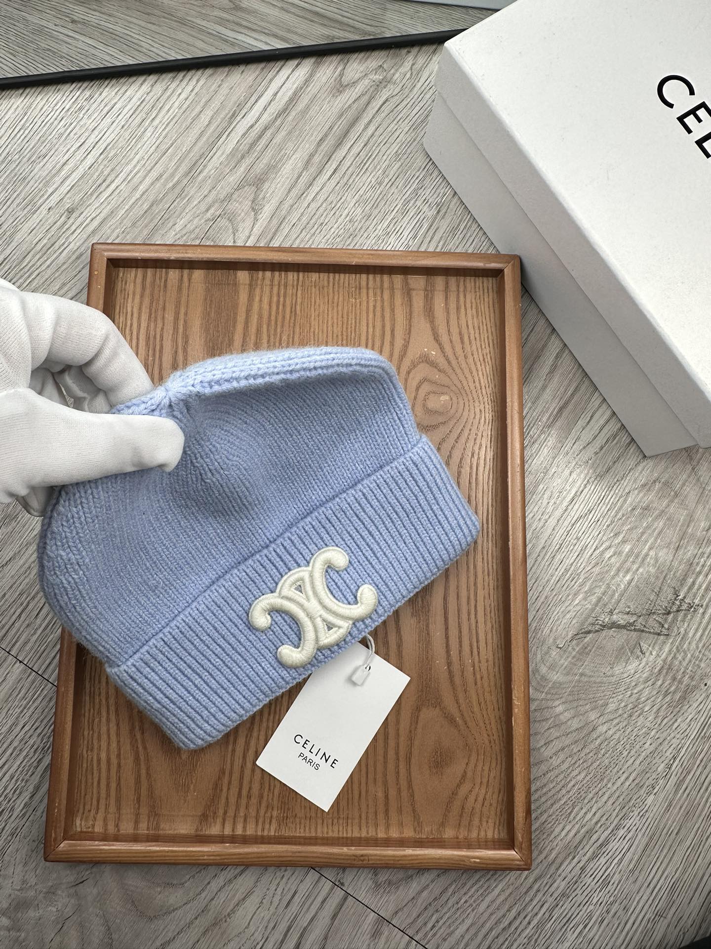 。赛琳。福利特惠！！【细毛线针织单帽】新款上架，特别实惠的一个系列帽子，面料：细毛线。密度紧致！毛线针织