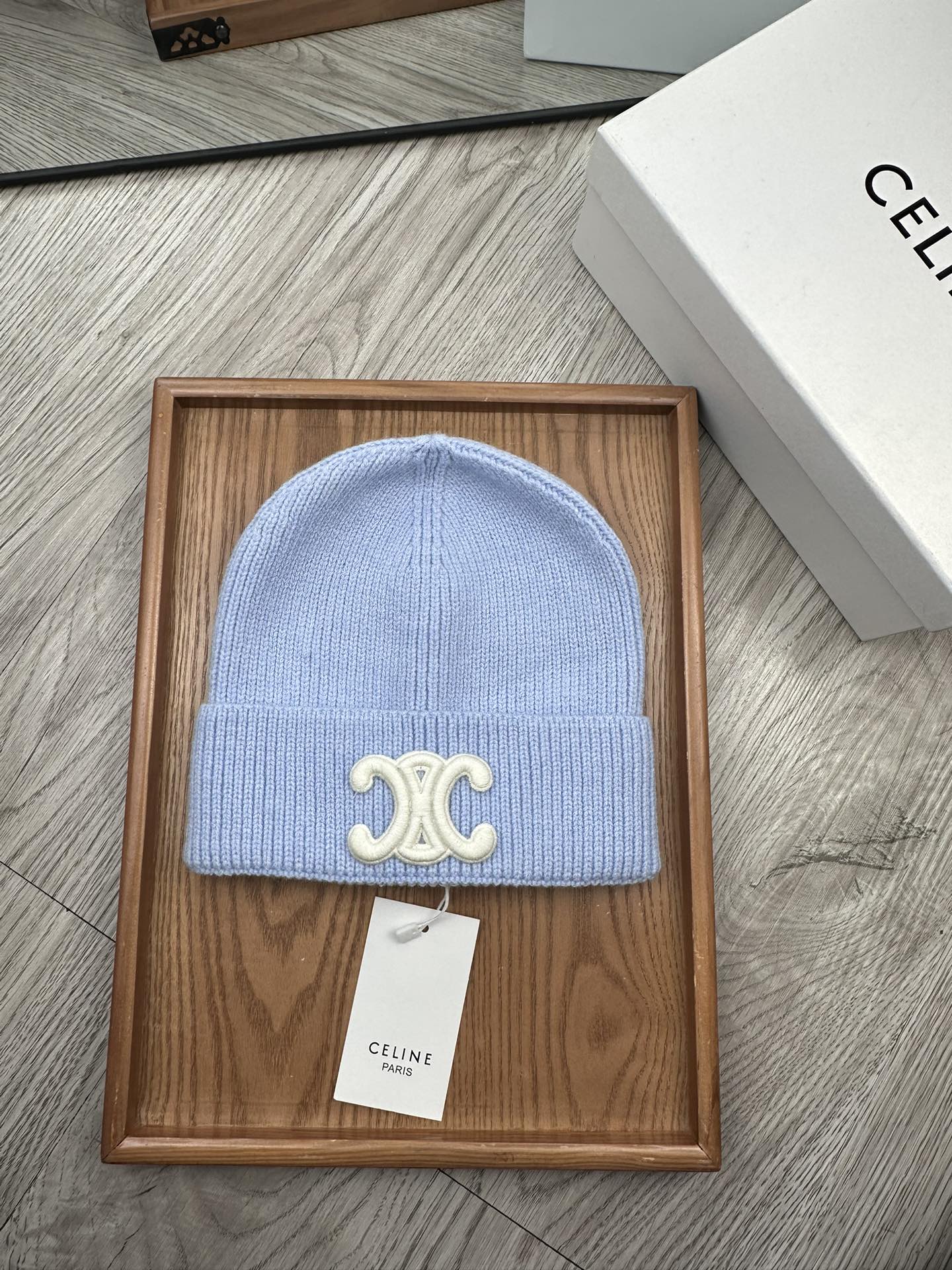 。赛琳。福利特惠！！【细毛线针织单帽】新款上架，特别实惠的一个系列帽子，面料：细毛线。密度紧致！毛线针织