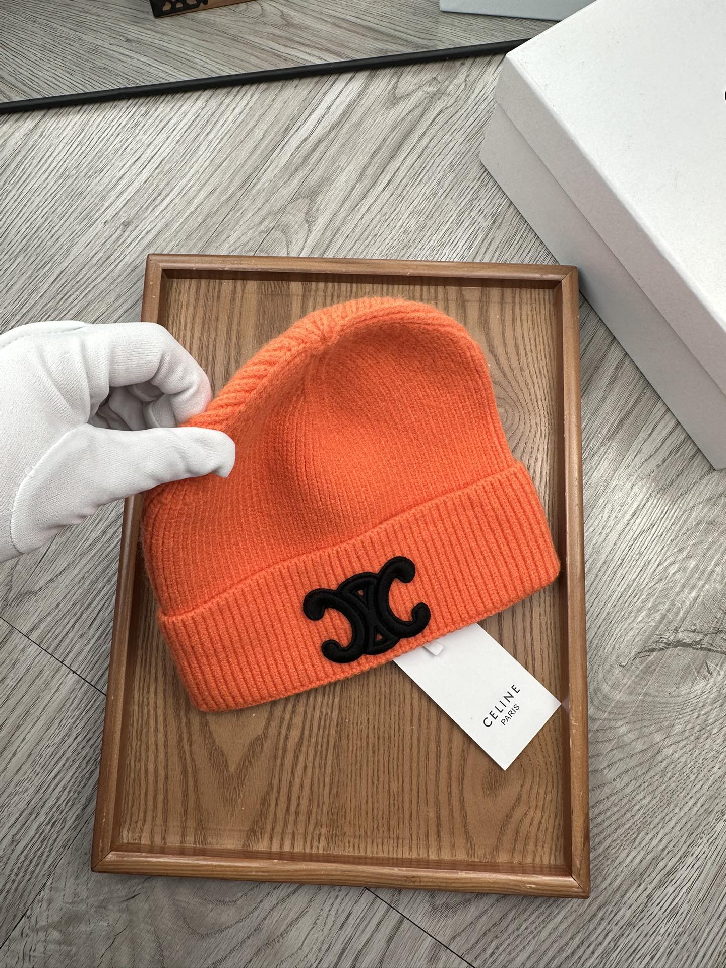 。赛琳。福利特惠！！【细毛线针织单帽】新款上架，特别实惠的一个系列帽子，面料：细毛线。密度紧致！毛线针织