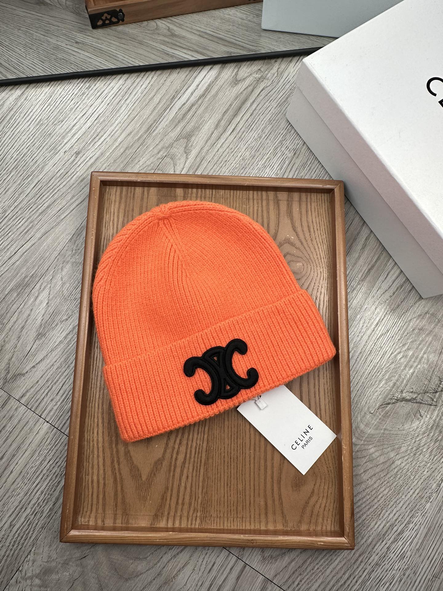 。赛琳。福利特惠！！【细毛线针织单帽】新款上架，特别实惠的一个系列帽子，面料：细毛线。密度紧致！毛线针织