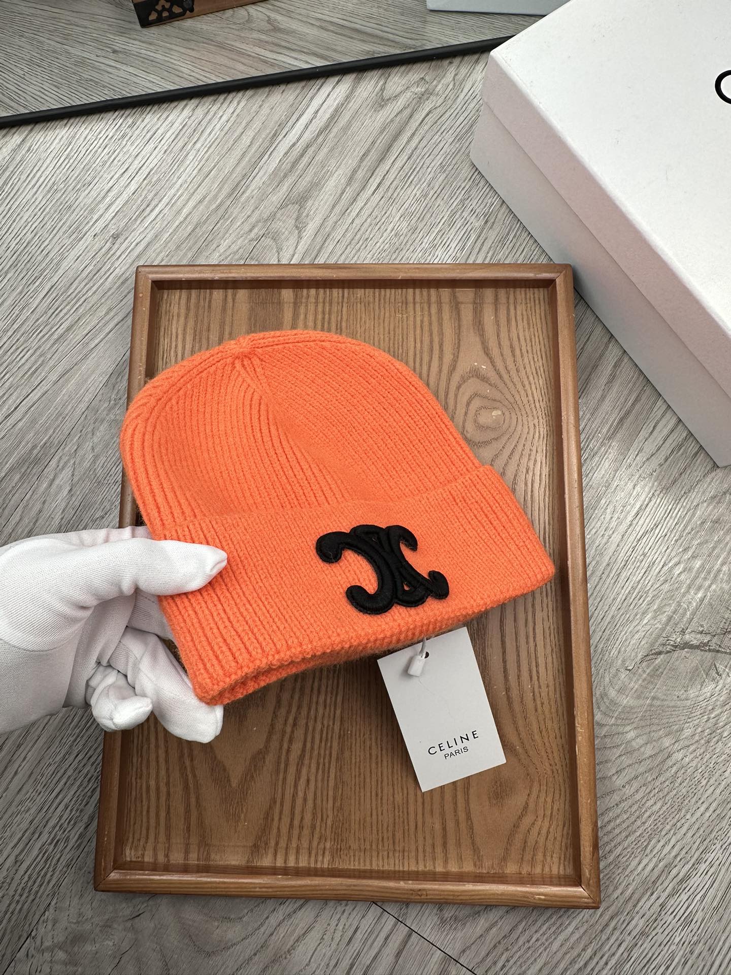 。赛琳。福利特惠！！【细毛线针织单帽】新款上架，特别实惠的一个系列帽子，面料：细毛线。密度紧致！毛线针织