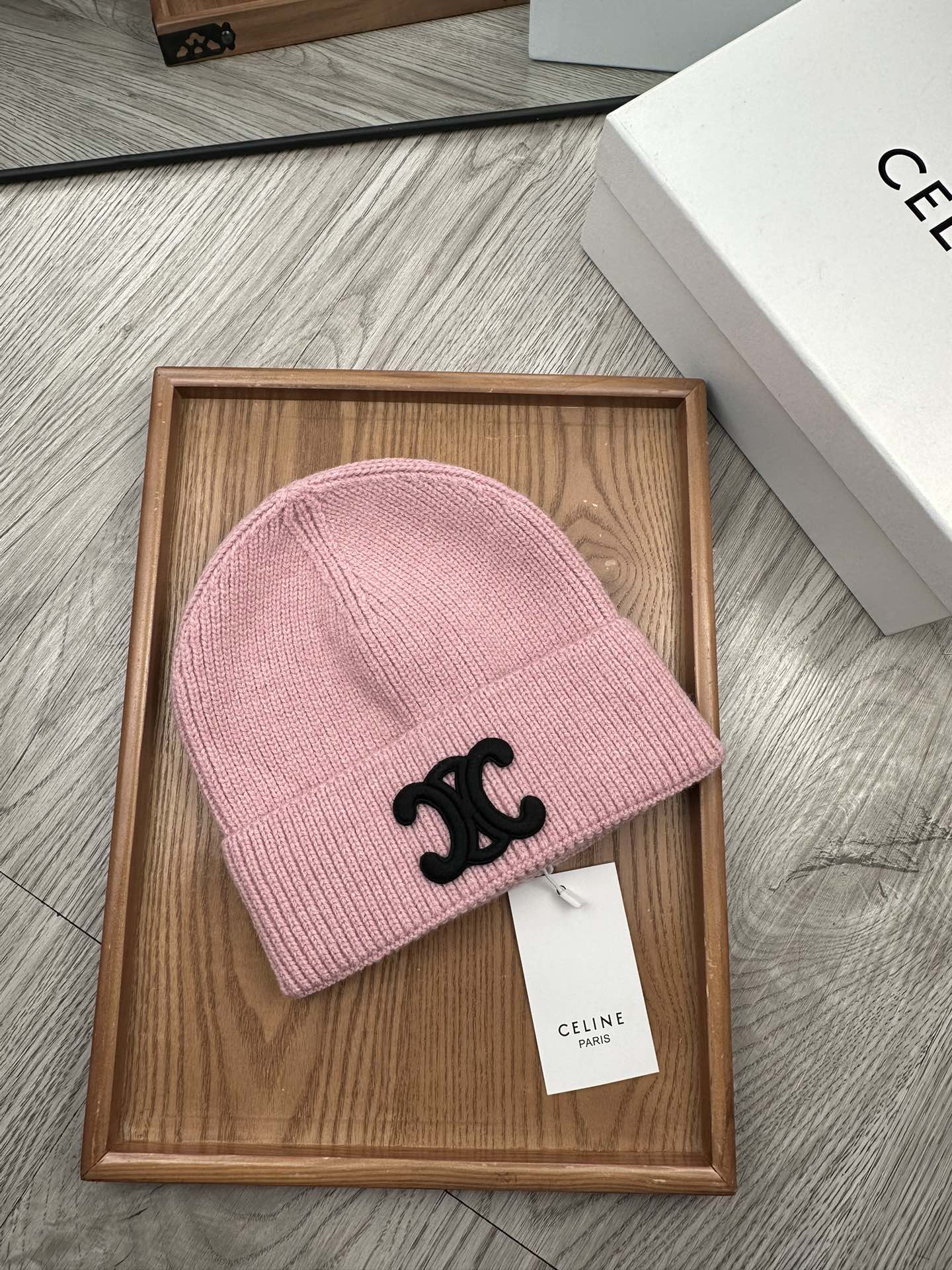 。赛琳。福利特惠！！【细毛线针织单帽】新款上架，特别实惠的一个系列帽子，面料：细毛线。密度紧致！毛线针织