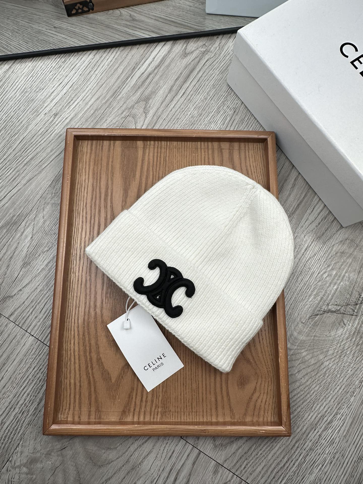 。赛琳。福利特惠！！【细毛线针织单帽】新款上架，特别实惠的一个系列帽子，面料：细毛线。密度紧致！毛线针织