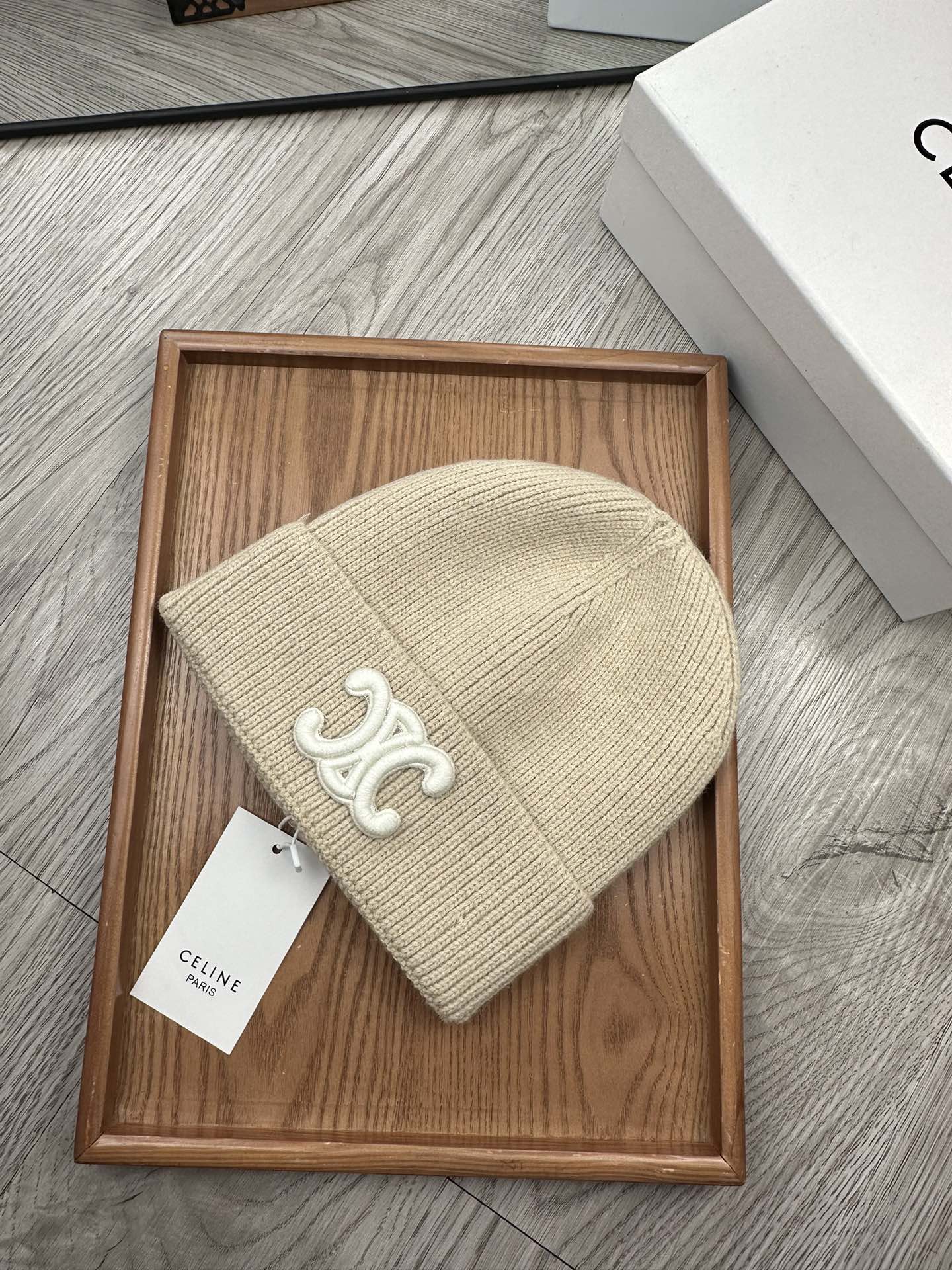 。赛琳。福利特惠！！【细毛线针织单帽】新款上架，特别实惠的一个系列帽子，面料：细毛线。密度紧致！毛线针织