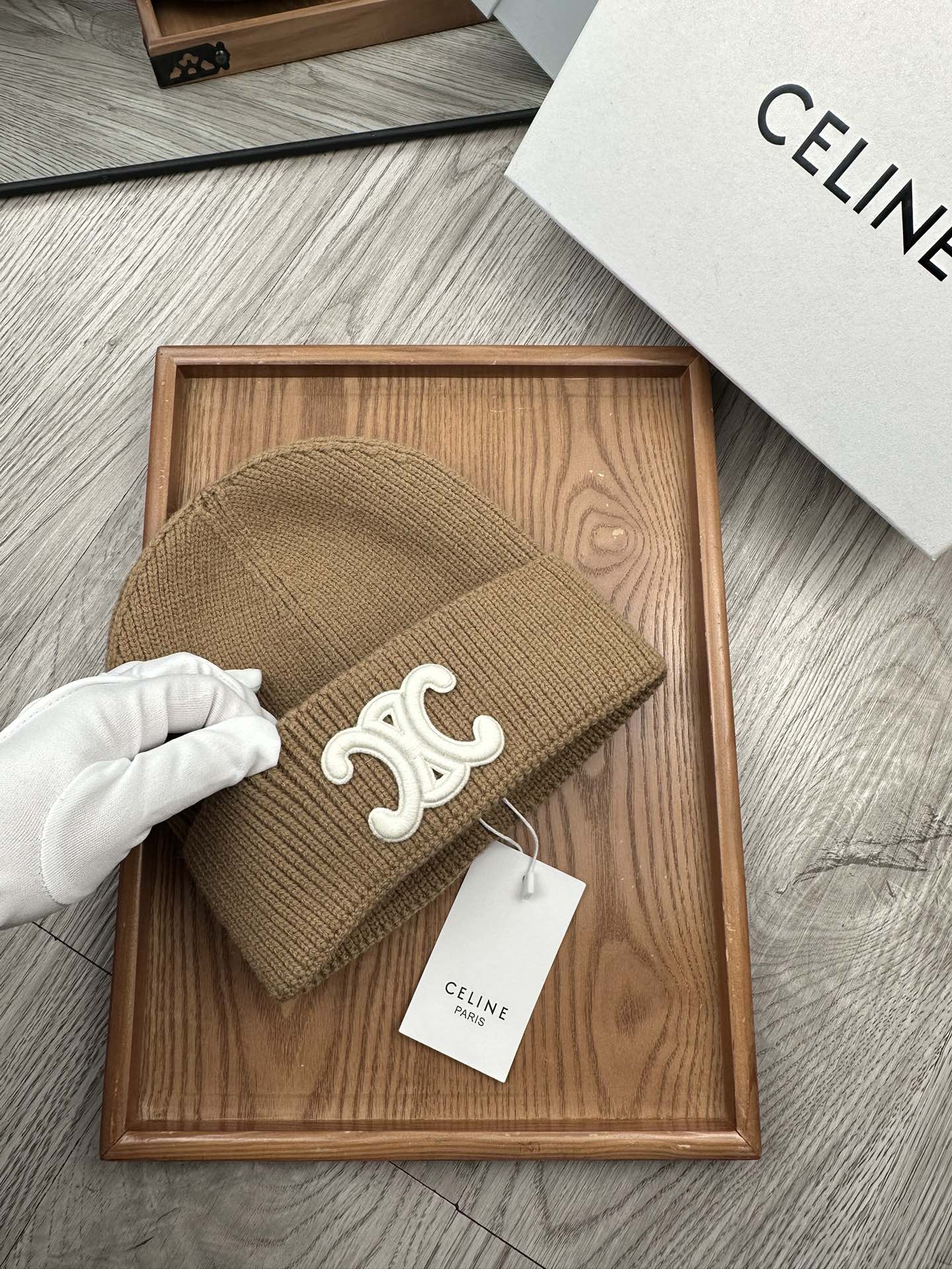 。赛琳。福利特惠！！【细毛线针织单帽】新款上架，特别实惠的一个系列帽子，面料：细毛线。密度紧致！毛线针织