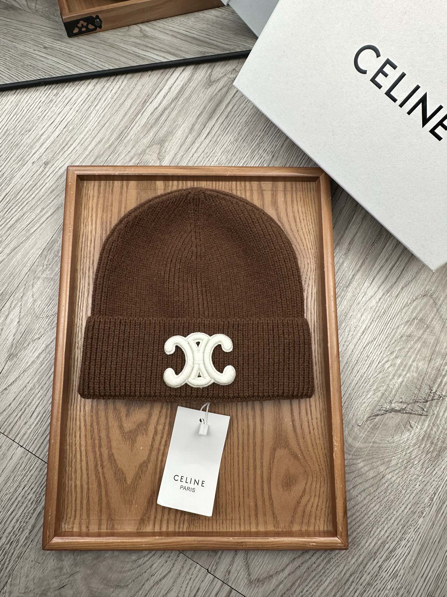 。赛琳。福利特惠！！【细毛线针织单帽】新款上架，特别实惠的一个系列帽子，面料：细毛线。密度紧致！毛线针织