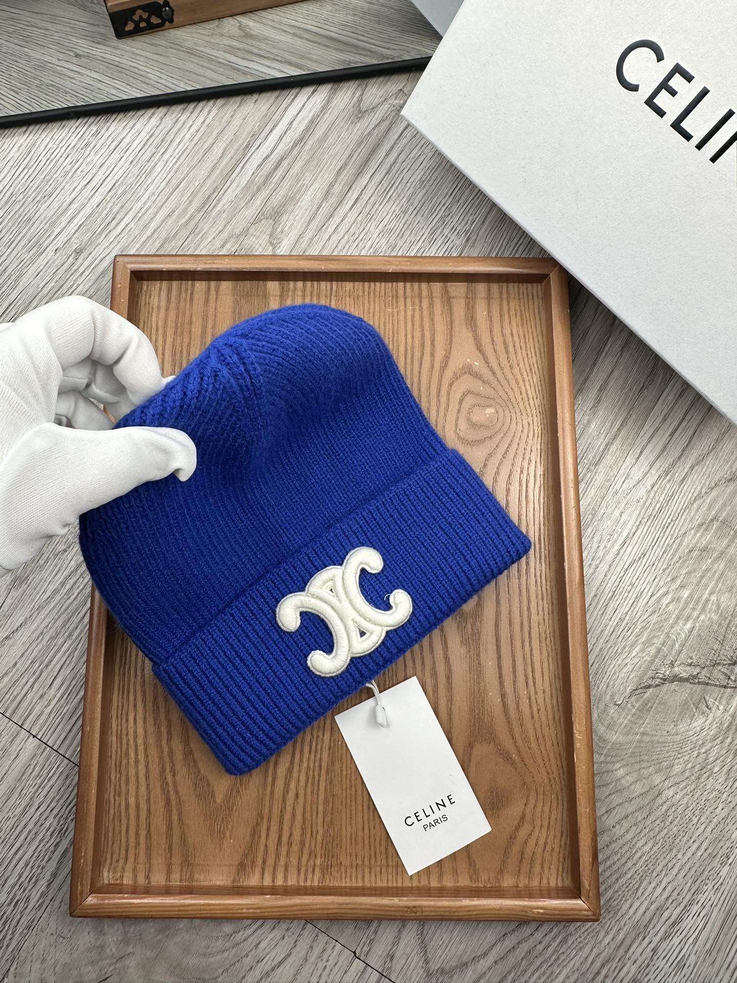 。赛琳。福利特惠！！【细毛线针织单帽】新款上架，特别实惠的一个系列帽子，面料：细毛线。密度紧致！毛线针织