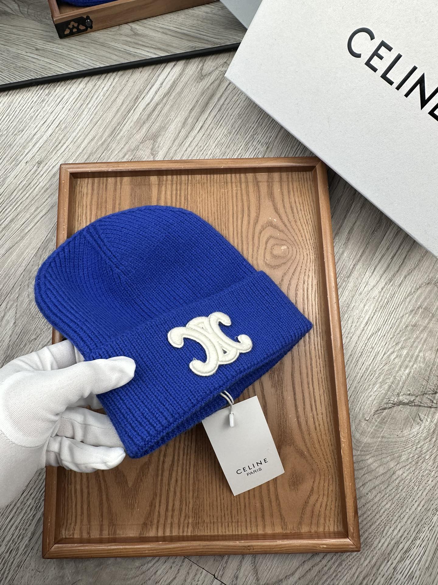 。赛琳。福利特惠！！【细毛线针织单帽】新款上架，特别实惠的一个系列帽子，面料：细毛线。密度紧致！毛线针织