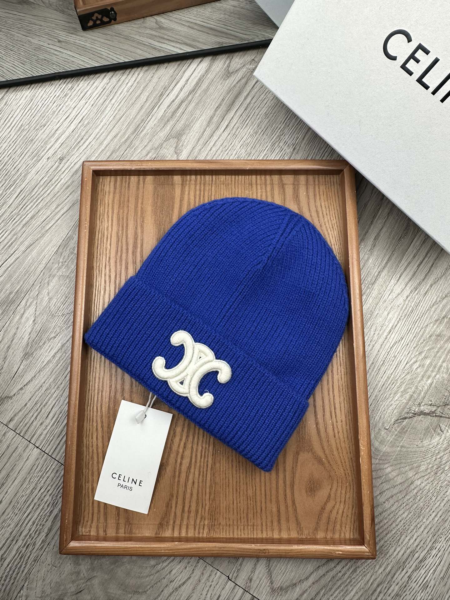 。赛琳。福利特惠！！【细毛线针织单帽】新款上架，特别实惠的一个系列帽子，面料：细毛线。密度紧致！毛线针织