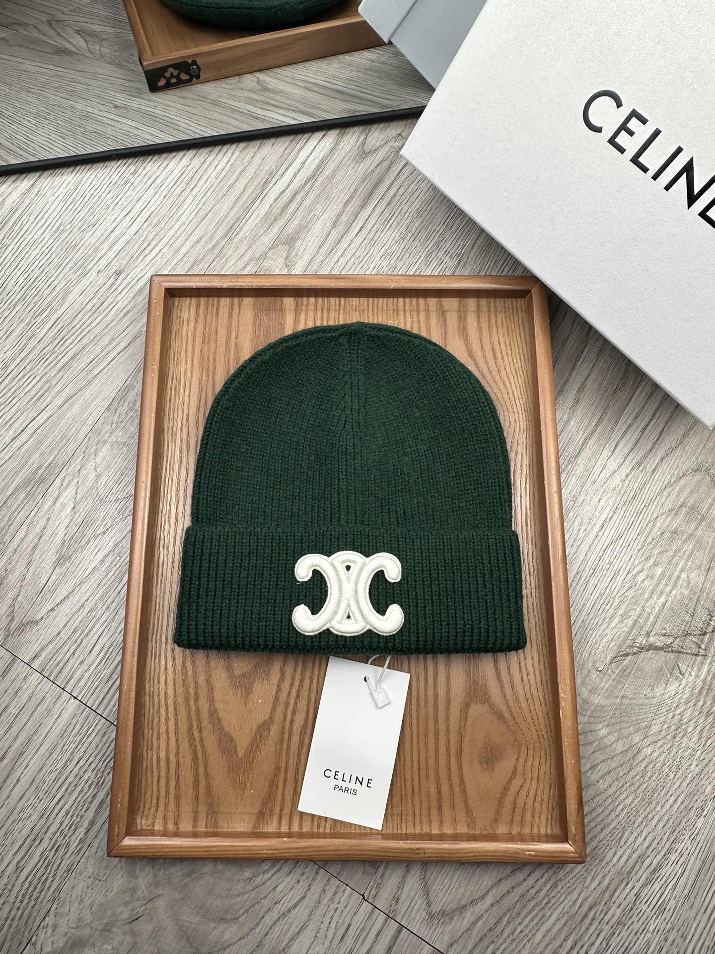 。赛琳。福利特惠！！【细毛线针织单帽】新款上架，特别实惠的一个系列帽子，面料：细毛线。密度紧致！毛线针织