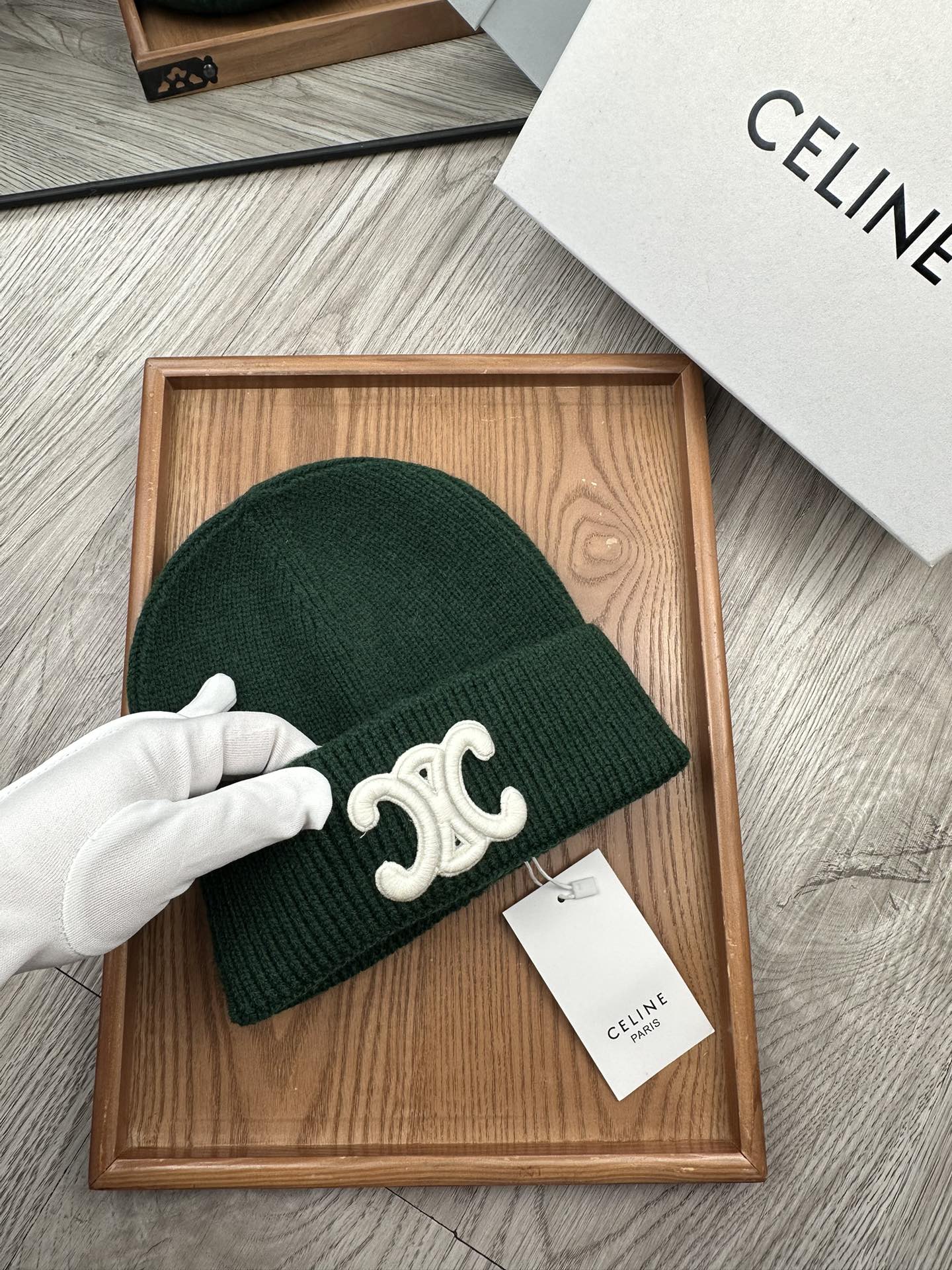 。赛琳。福利特惠！！【细毛线针织单帽】新款上架，特别实惠的一个系列帽子，面料：细毛线。密度紧致！毛线针织