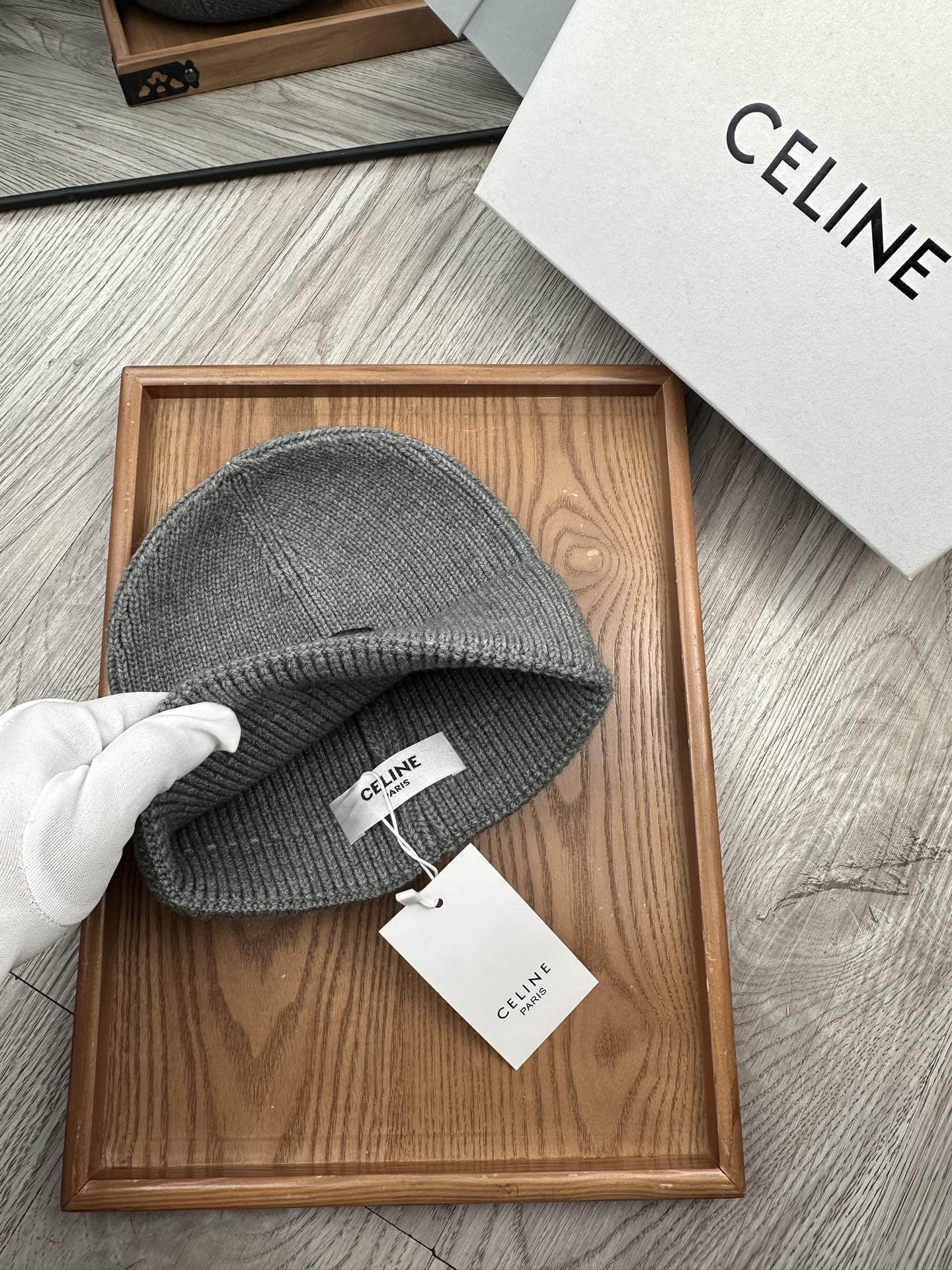 。赛琳。福利特惠！！【细毛线针织单帽】新款上架，特别实惠的一个系列帽子，面料：细毛线。密度紧致！毛线针织