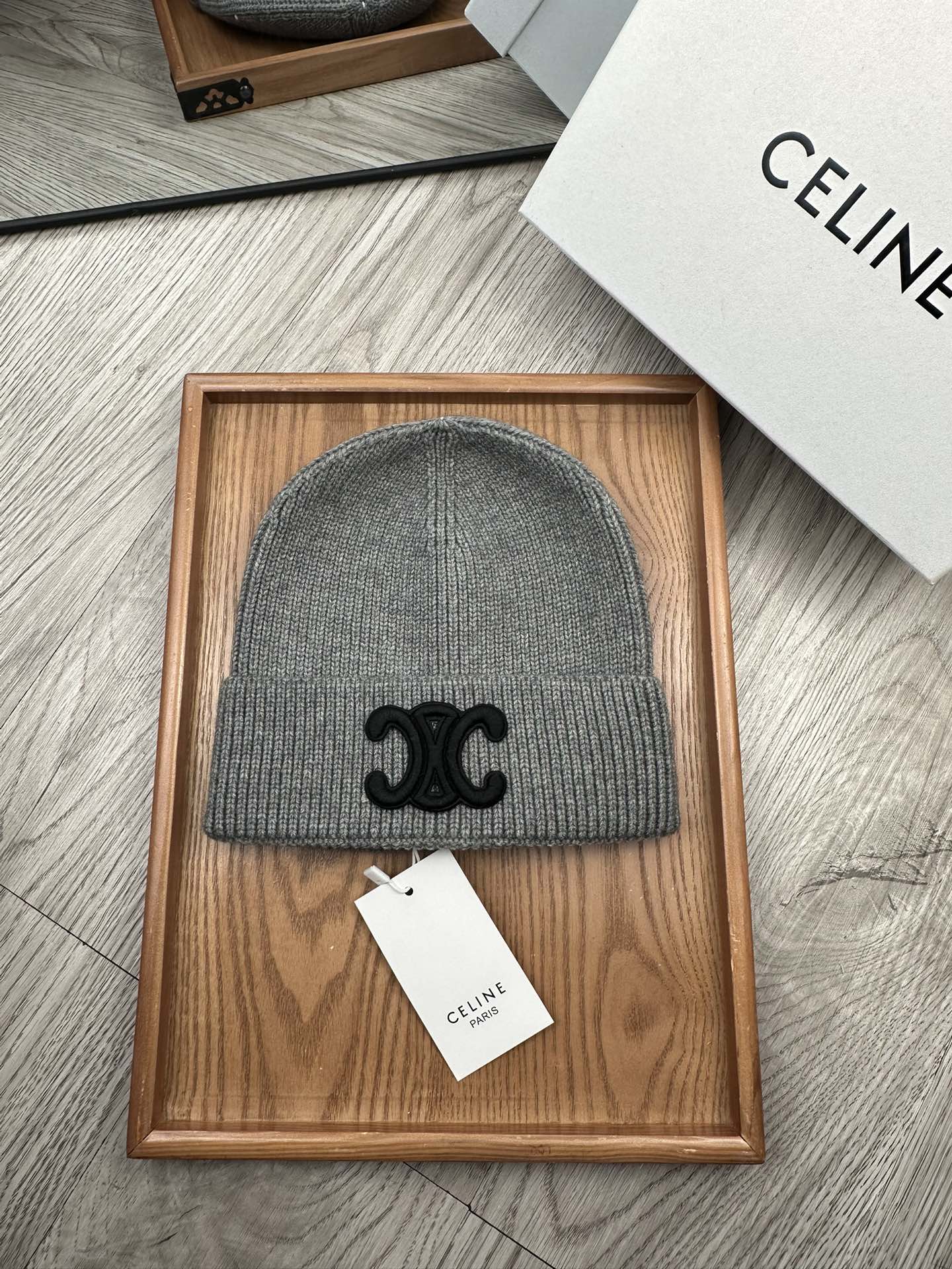 。赛琳。福利特惠！！【细毛线针织单帽】新款上架，特别实惠的一个系列帽子，面料：细毛线。密度紧致！毛线针织