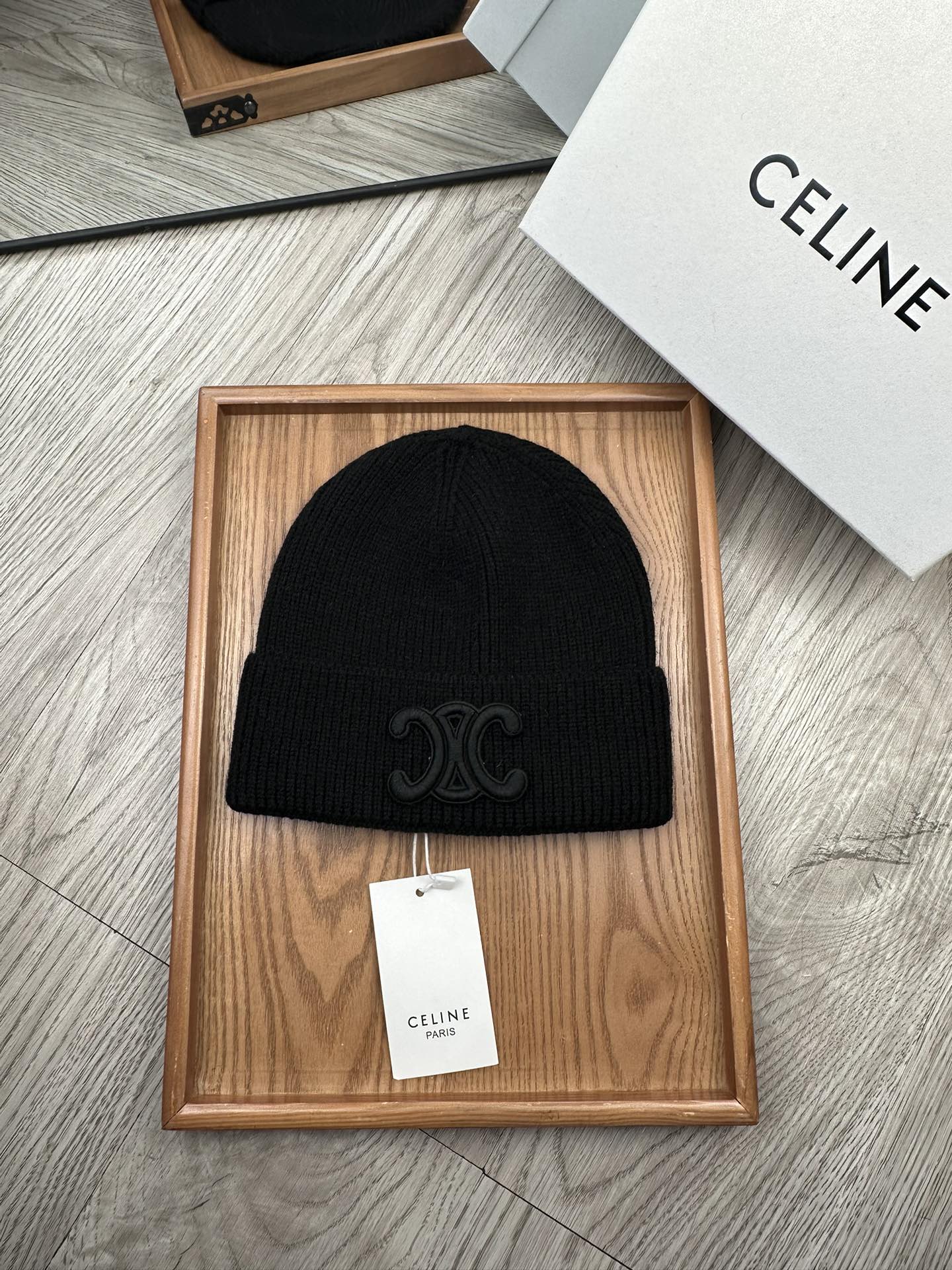 。赛琳。福利特惠！！【细毛线针织单帽】新款上架，特别实惠的一个系列帽子，面料：细毛线。密度紧致！毛线针织