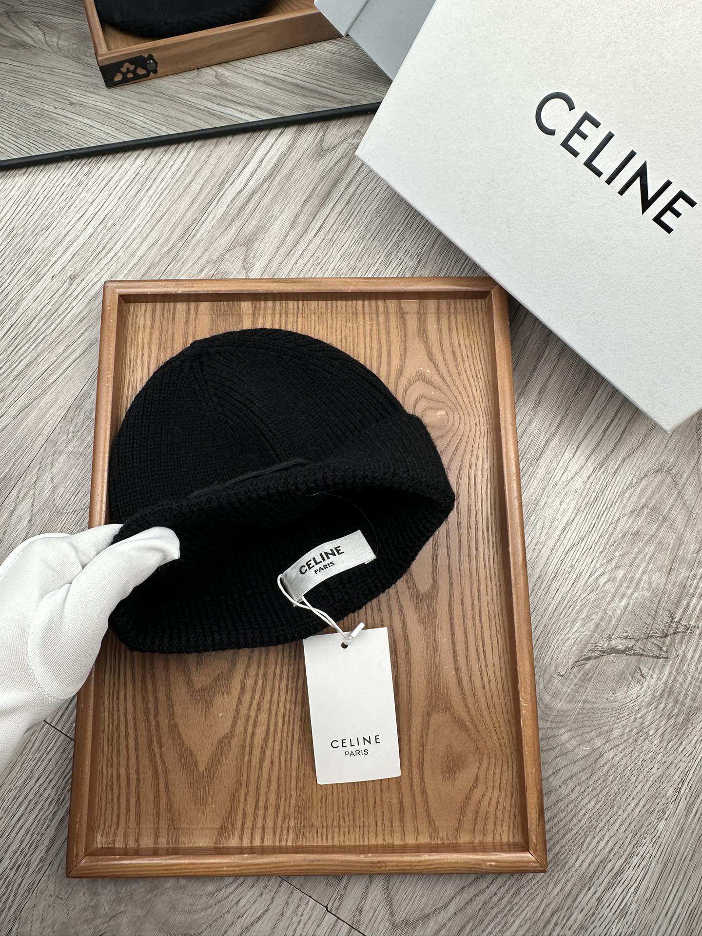 。赛琳。福利特惠！！【细毛线针织单帽】新款上架，特别实惠的一个系列帽子，面料：细毛线。密度紧致！毛线针织