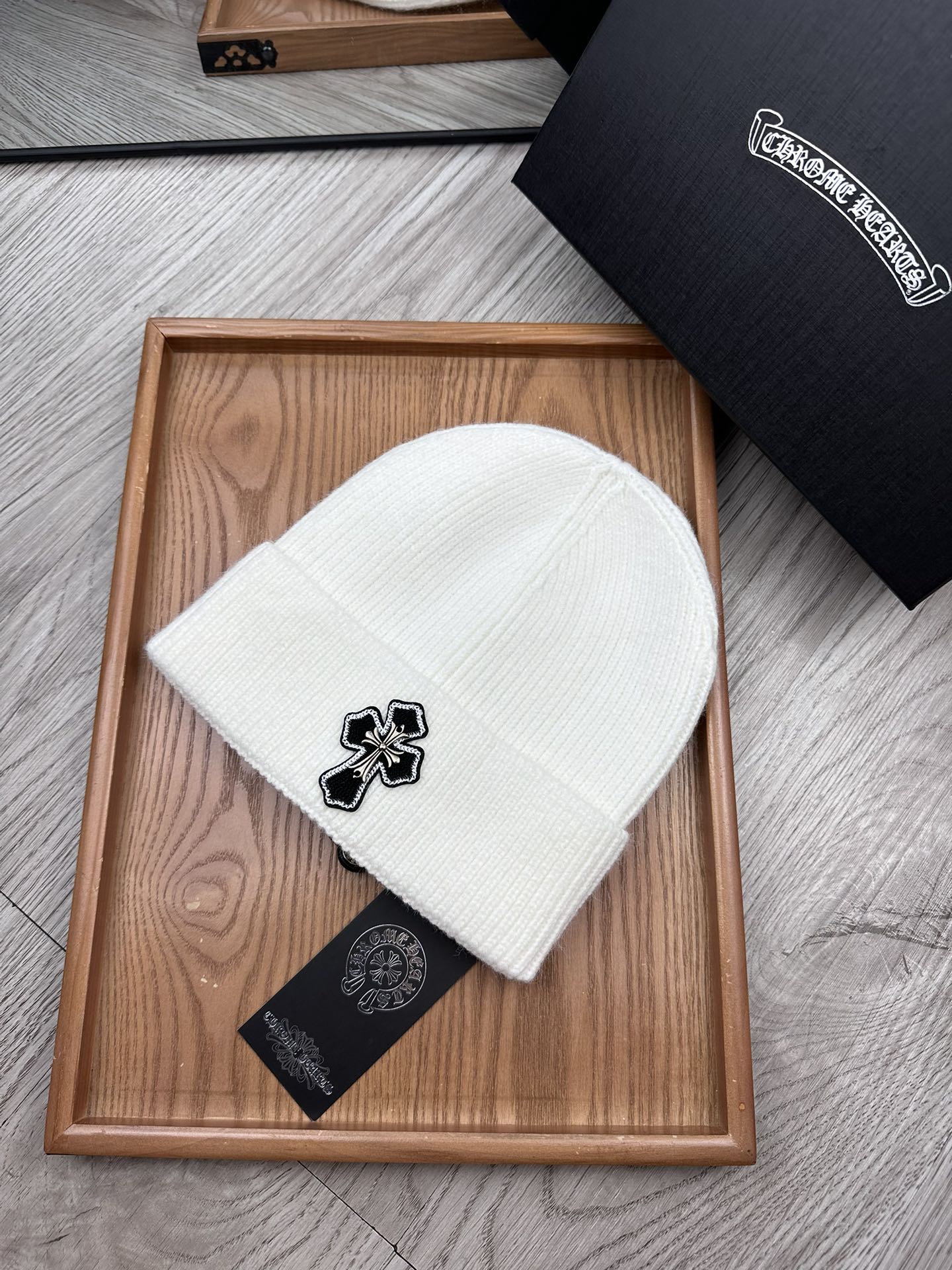 。克罗心。福利特惠！！【细毛线针织单帽】新款上架，特别实惠的一个系列帽子，面料：细毛线。密度紧致！毛线针