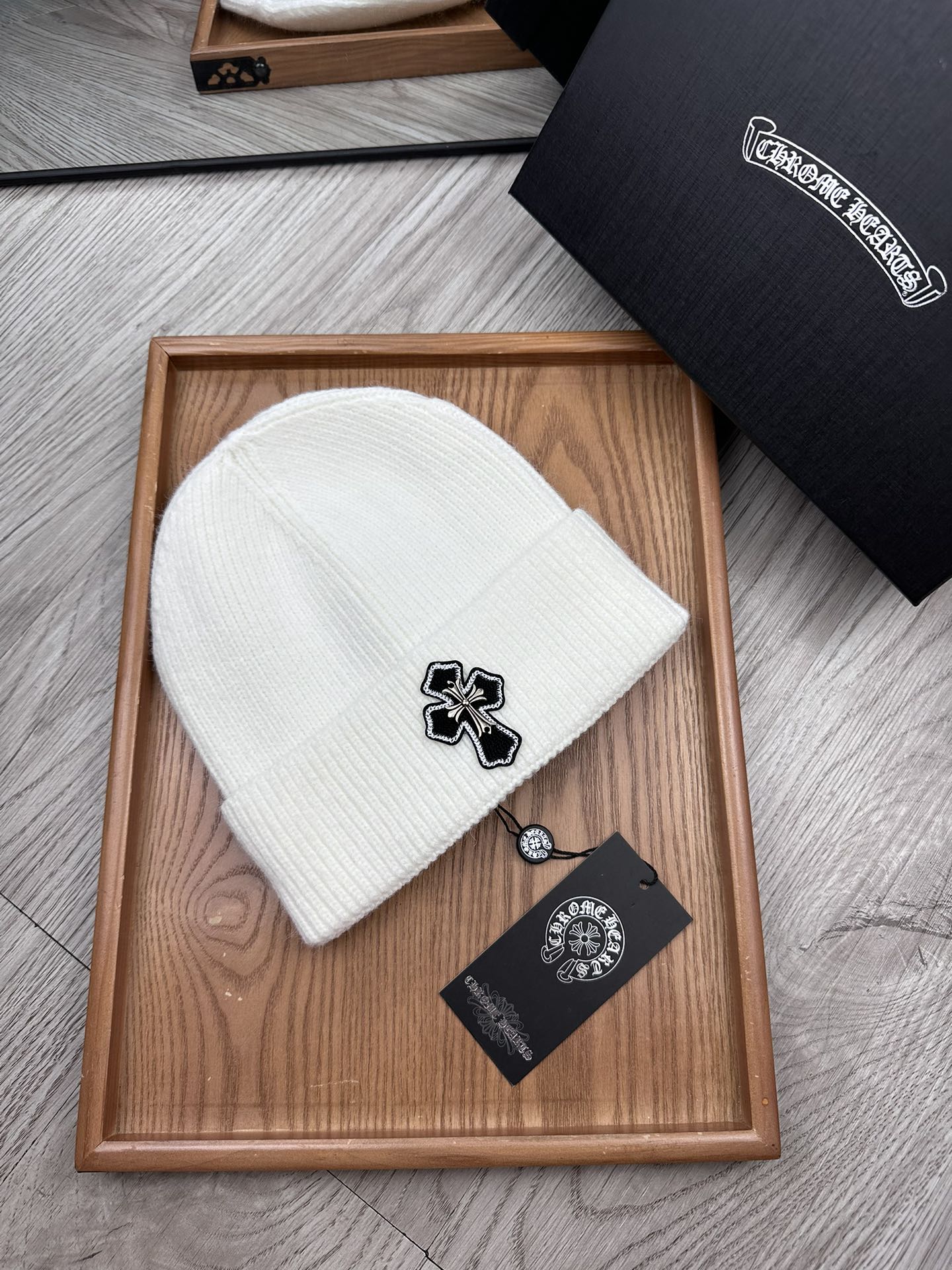 。克罗心。福利特惠！！【细毛线针织单帽】新款上架，特别实惠的一个系列帽子，面料：细毛线。密度紧致！毛线针