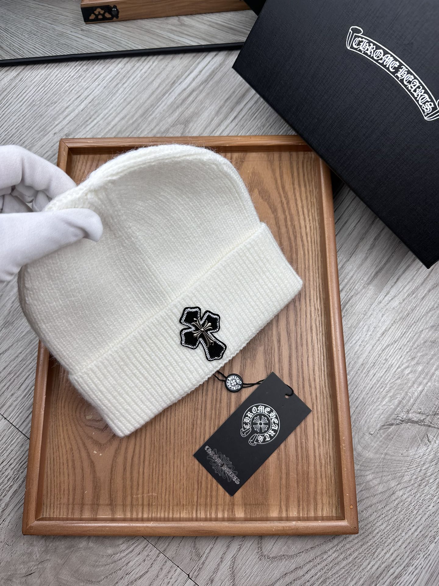 。克罗心。福利特惠！！【细毛线针织单帽】新款上架，特别实惠的一个系列帽子，面料：细毛线。密度紧致！毛线针