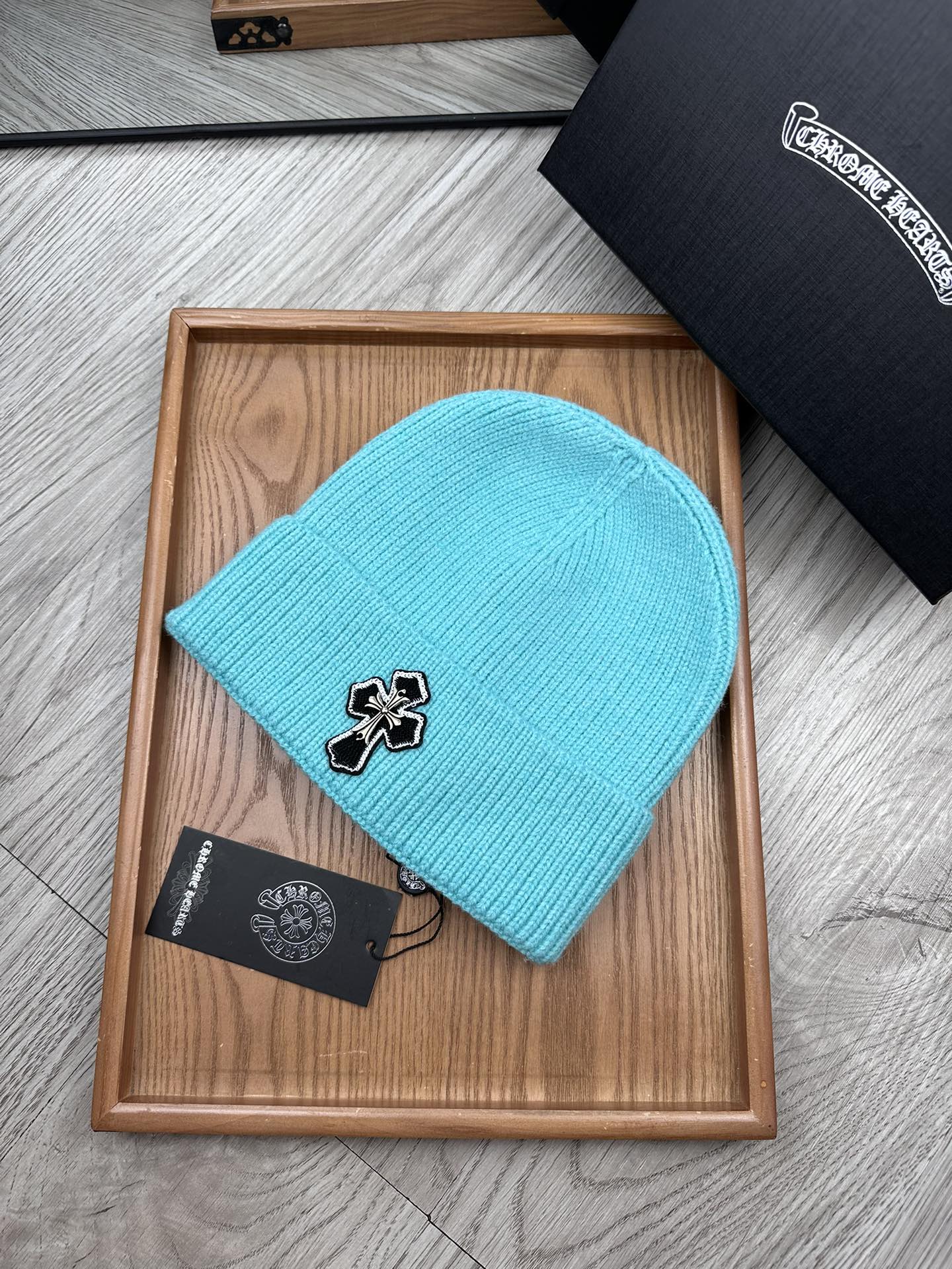 。克罗心。福利特惠！！【细毛线针织单帽】新款上架，特别实惠的一个系列帽子，面料：细毛线。密度紧致！毛线针