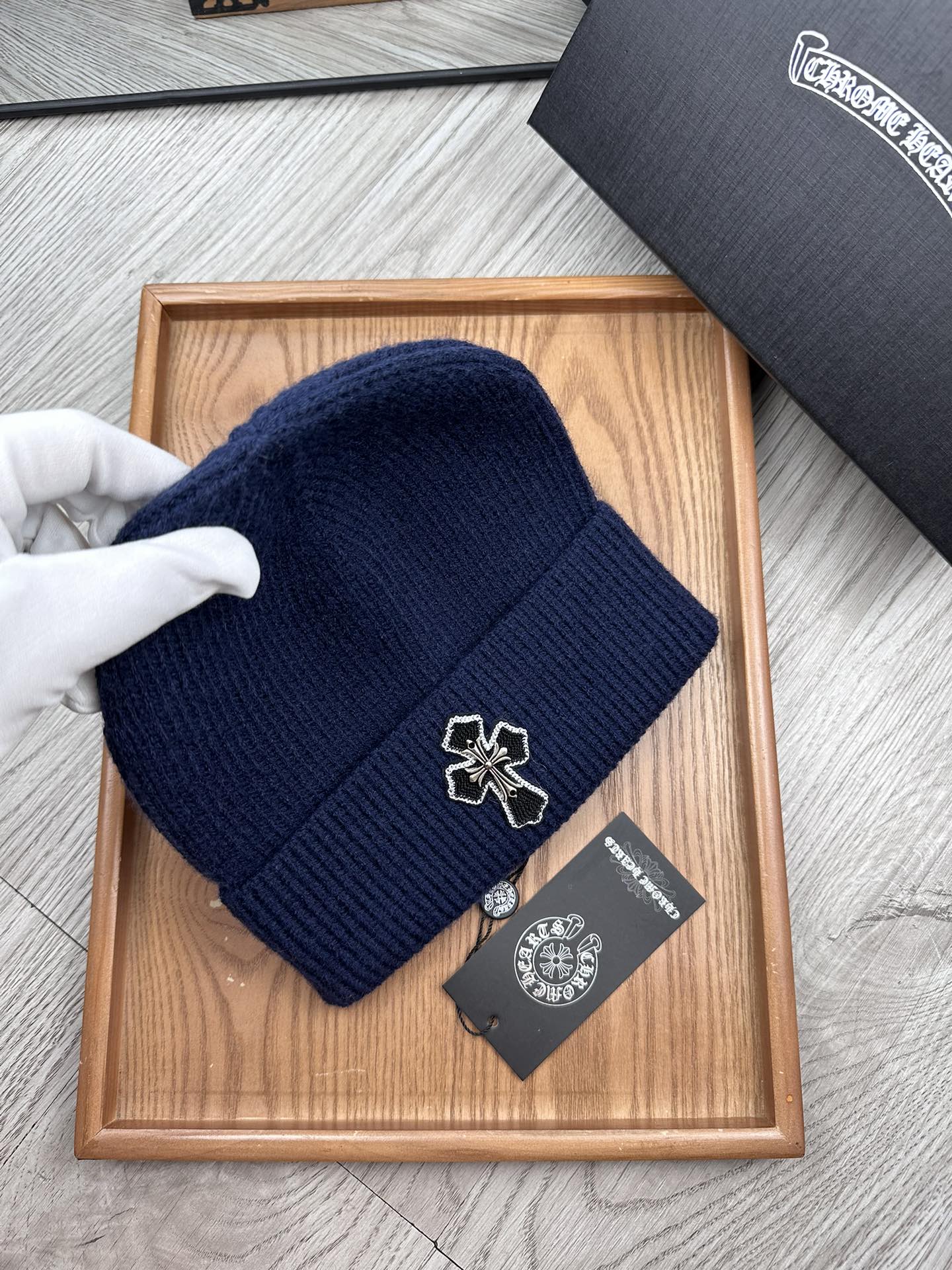 。克罗心。福利特惠！！【细毛线针织单帽】新款上架，特别实惠的一个系列帽子，面料：细毛线。密度紧致！毛线针