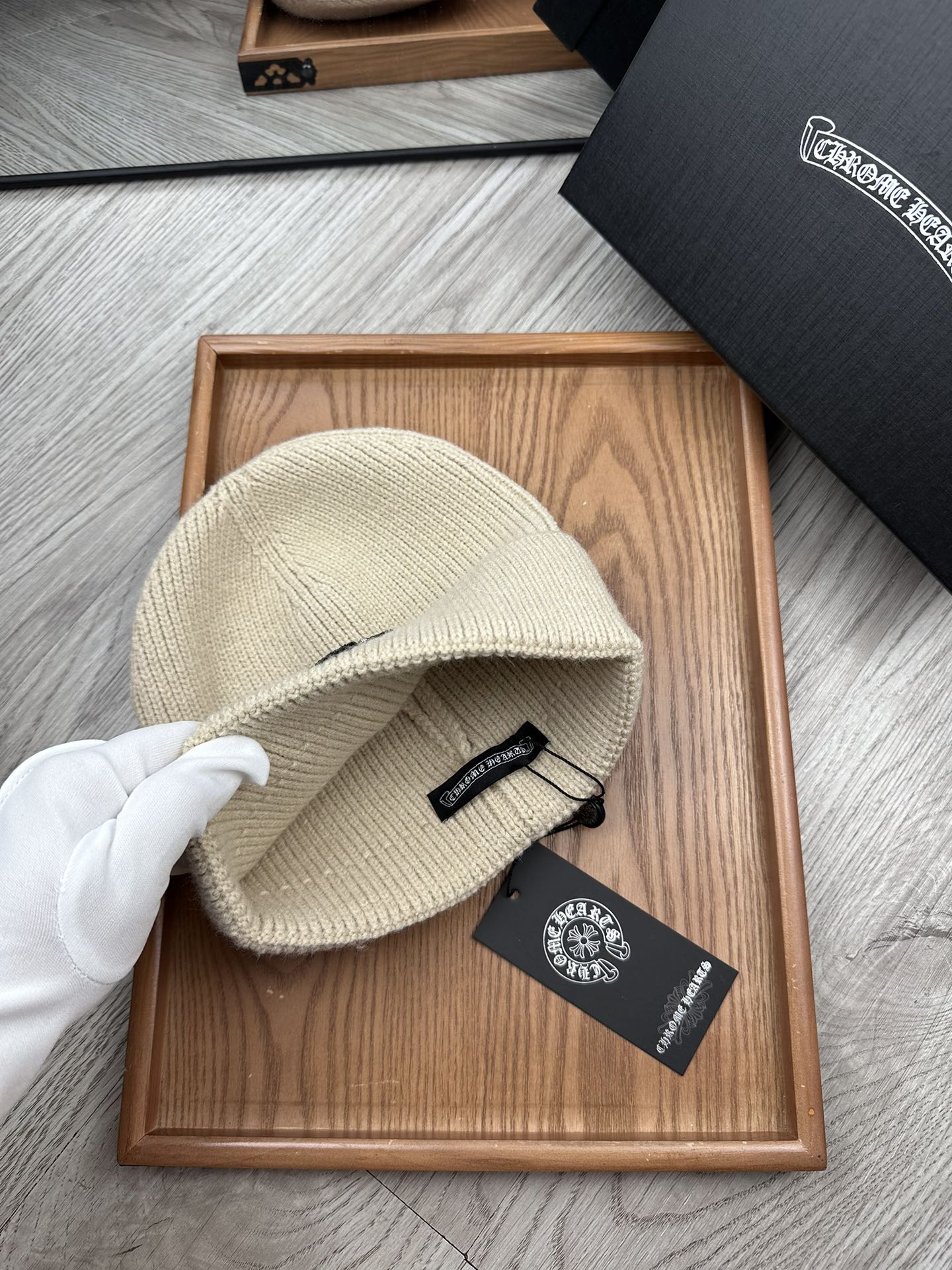 。克罗心。福利特惠！！【细毛线针织单帽】新款上架，特别实惠的一个系列帽子，面料：细毛线。密度紧致！毛线针