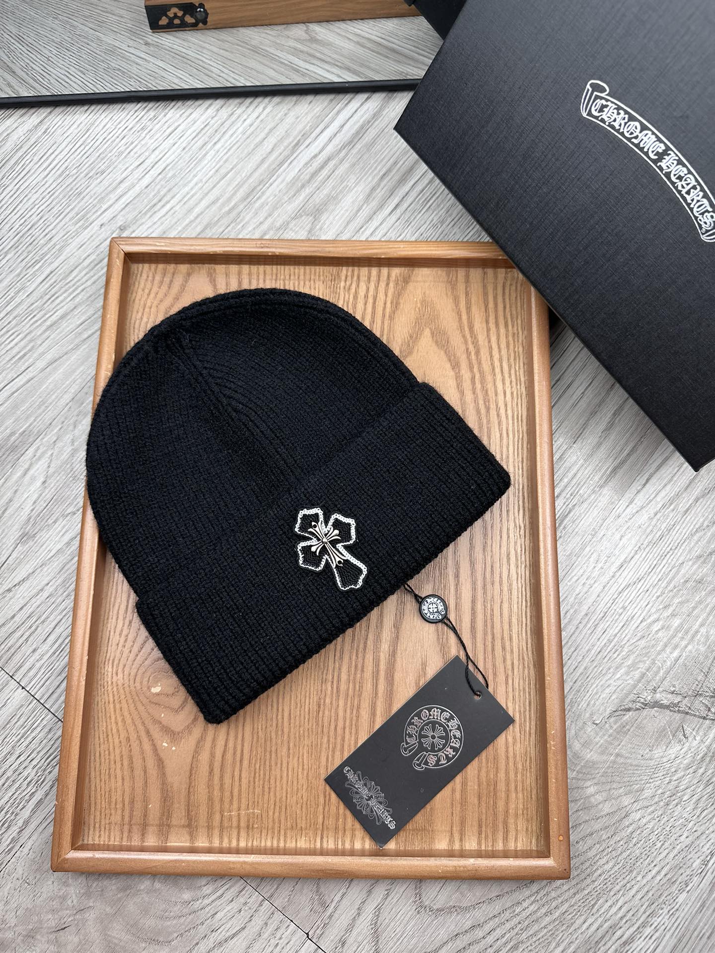 。克罗心。福利特惠！！【细毛线针织单帽】新款上架，特别实惠的一个系列帽子，面料：细毛线。密度紧致！毛线针