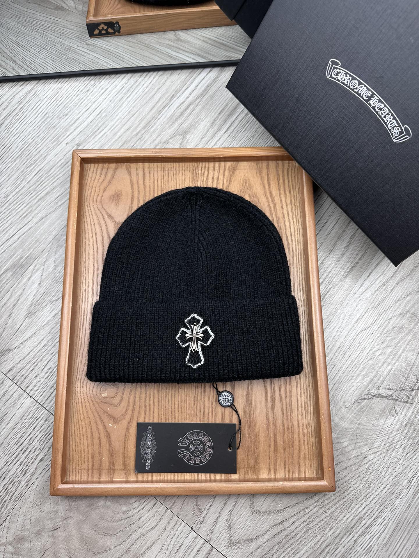 。克罗心。福利特惠！！【细毛线针织单帽】新款上架，特别实惠的一个系列帽子，面料：细毛线。密度紧致！毛线针