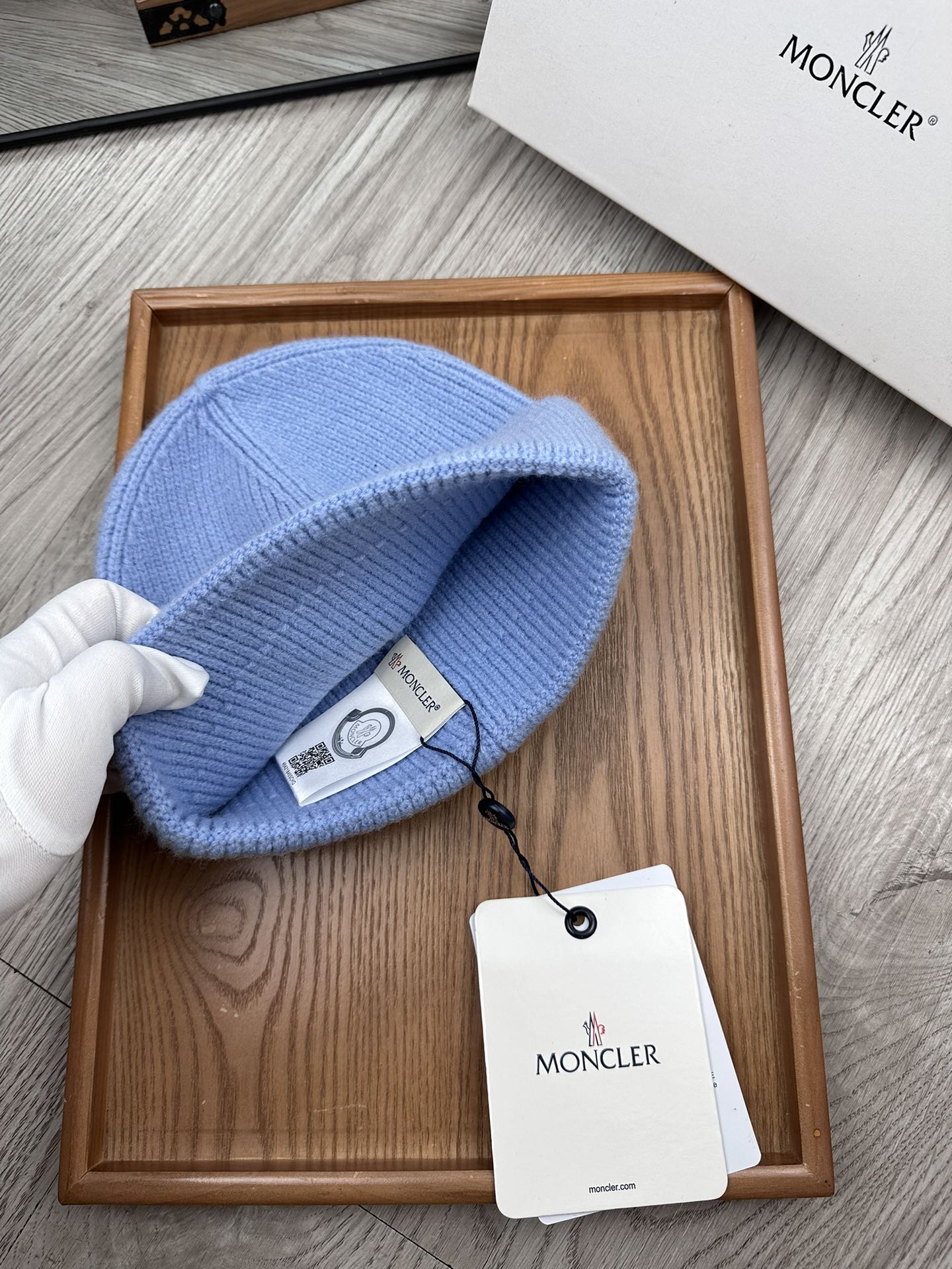 。蒙口。福利特惠！！【细毛线针织单帽】新款上架，特别实惠的一个系列帽子，面料：细毛线。密度紧致！毛线针织