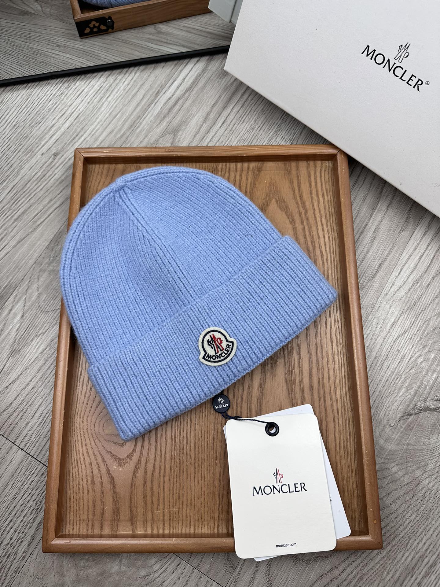 。蒙口。福利特惠！！【细毛线针织单帽】新款上架，特别实惠的一个系列帽子，面料：细毛线。密度紧致！毛线针织